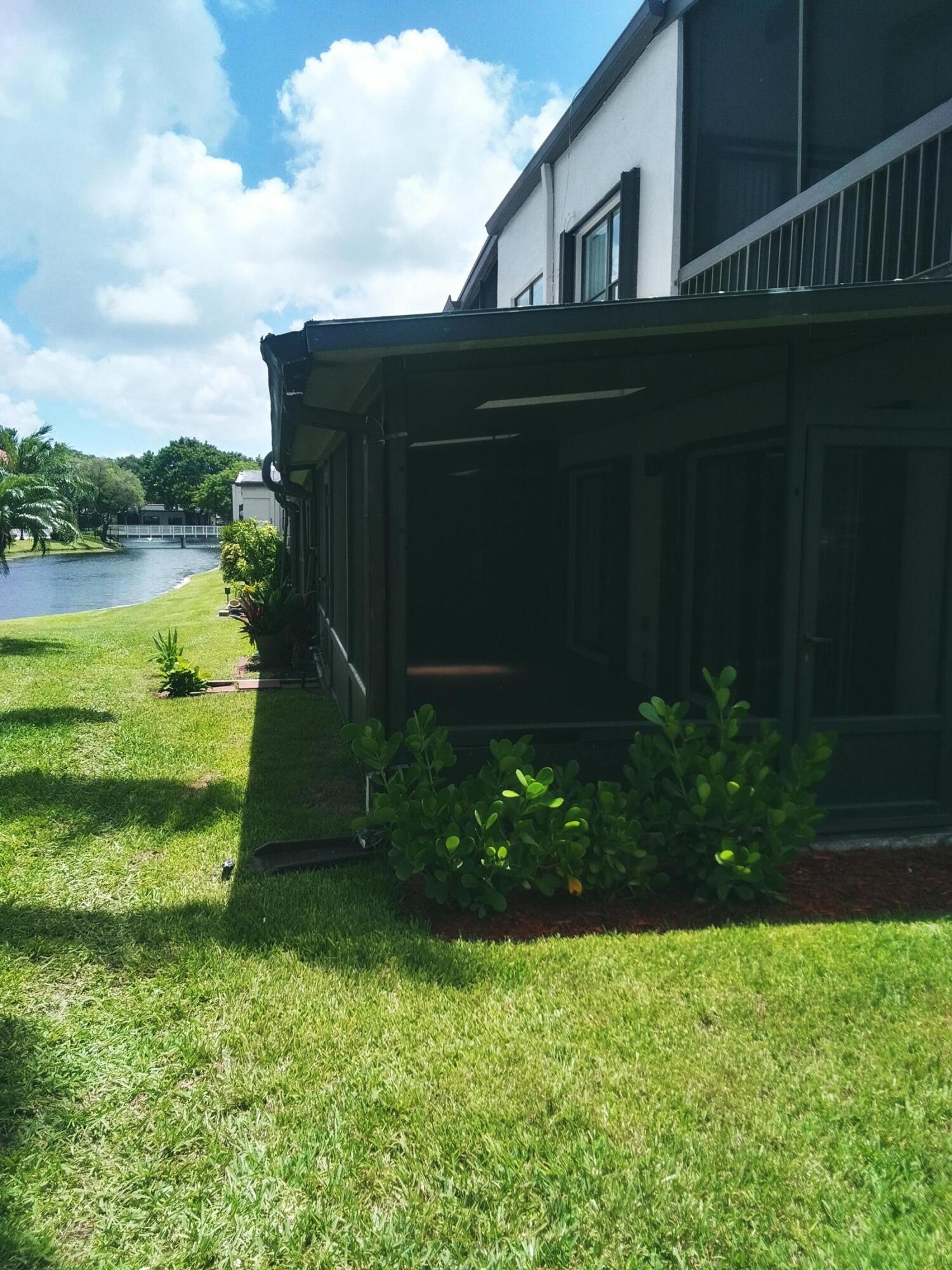 9727 N New River Canal #629, Plantation FL 33324