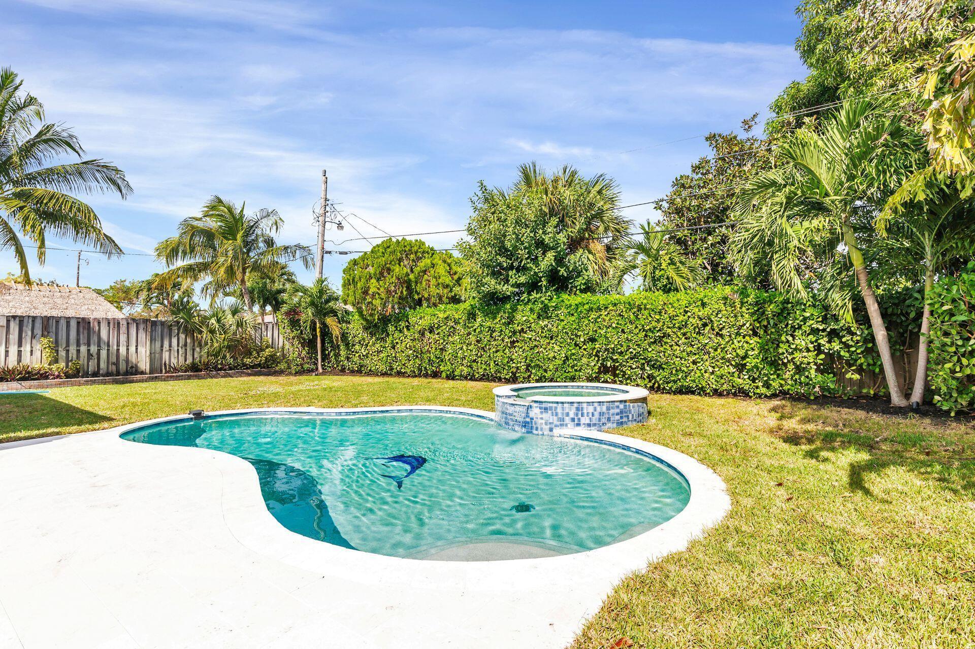 375 Leigh, West Palm Beach FL 33405