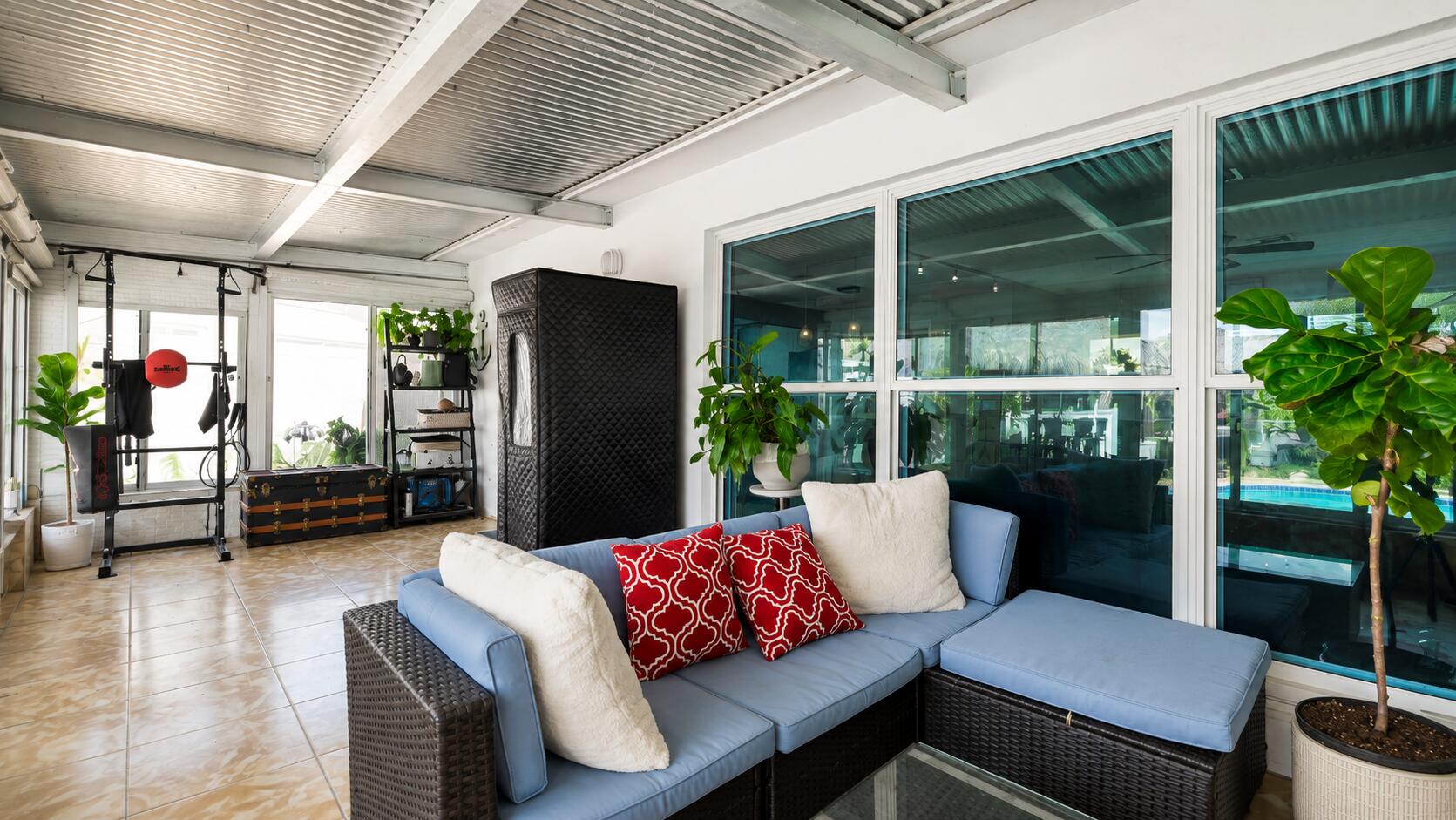 935 Nautilus, Dania Beach FL 33004