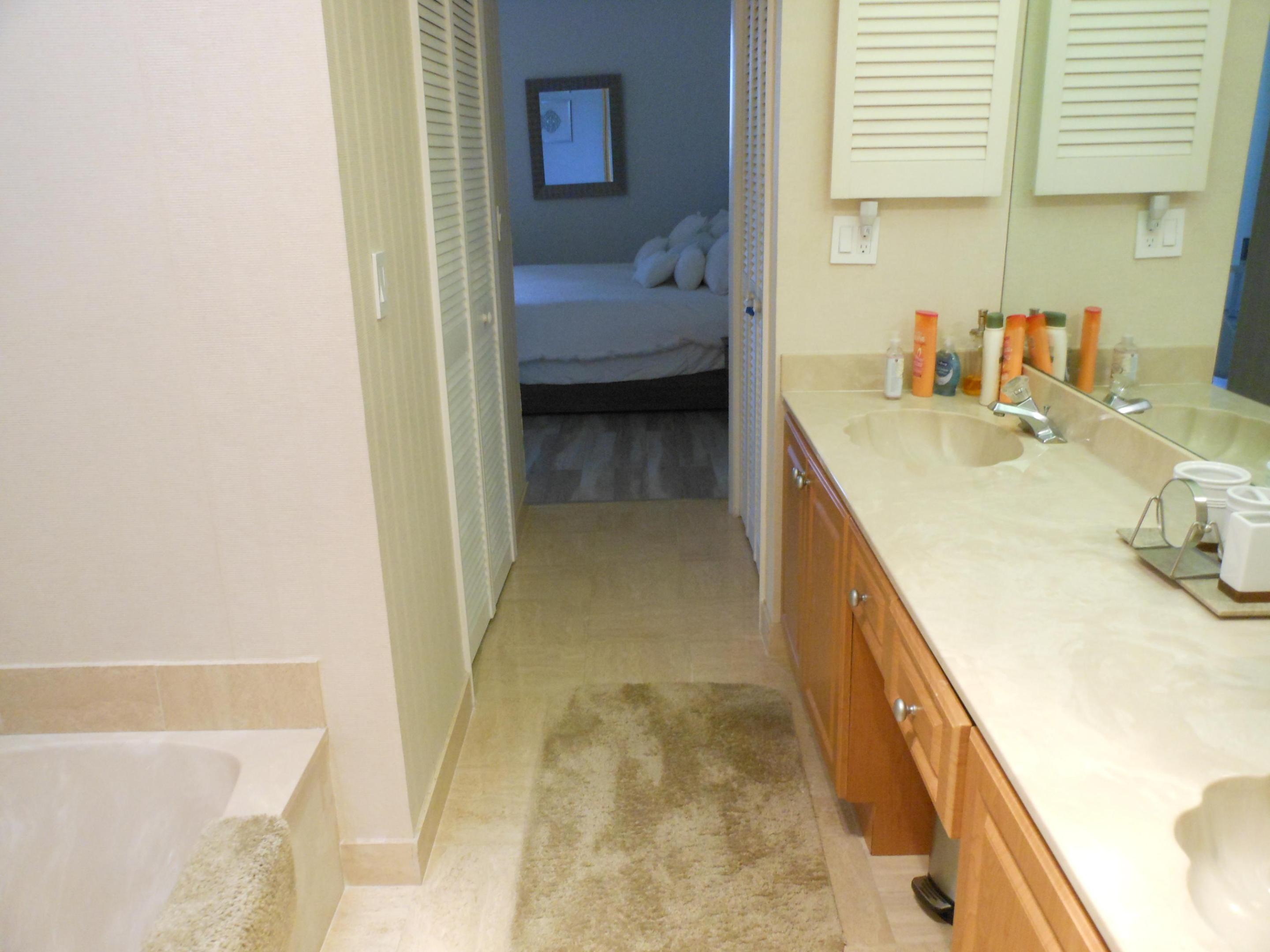 7472 LA PAZ #309, Boca Raton FL 33433