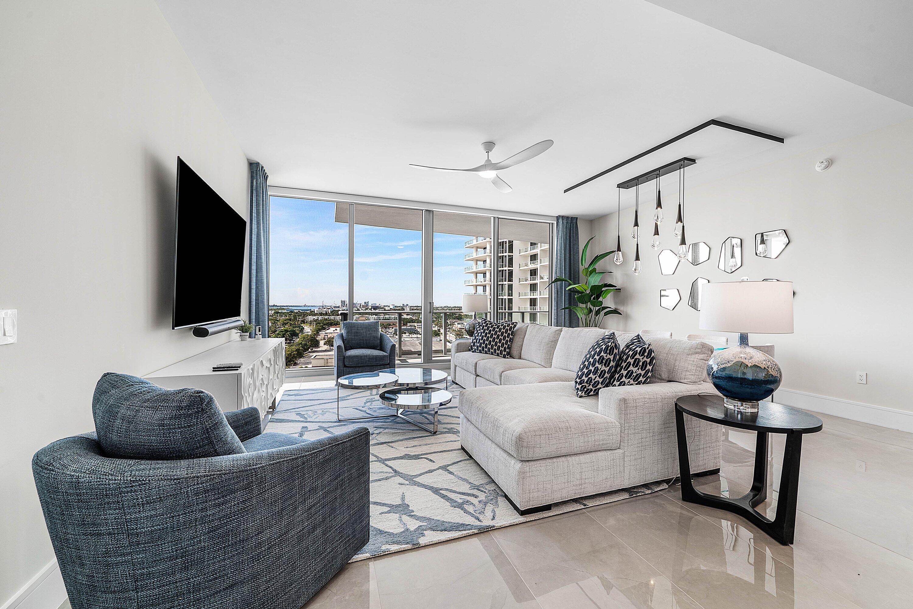 220 LAKE SHORE DR #1107, Lake Park FL 33403