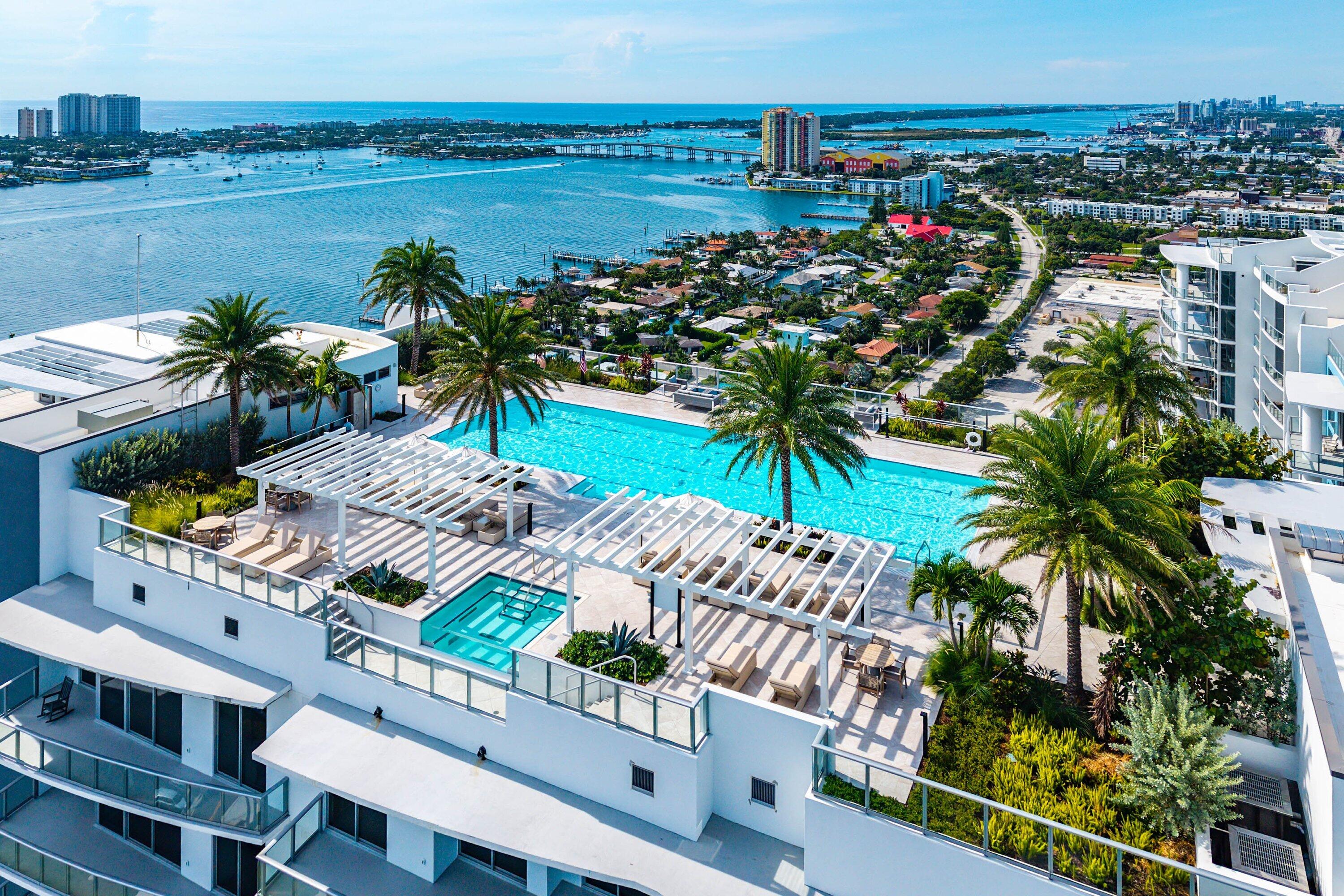220 LAKE SHORE DR #1107, Lake Park FL 33403