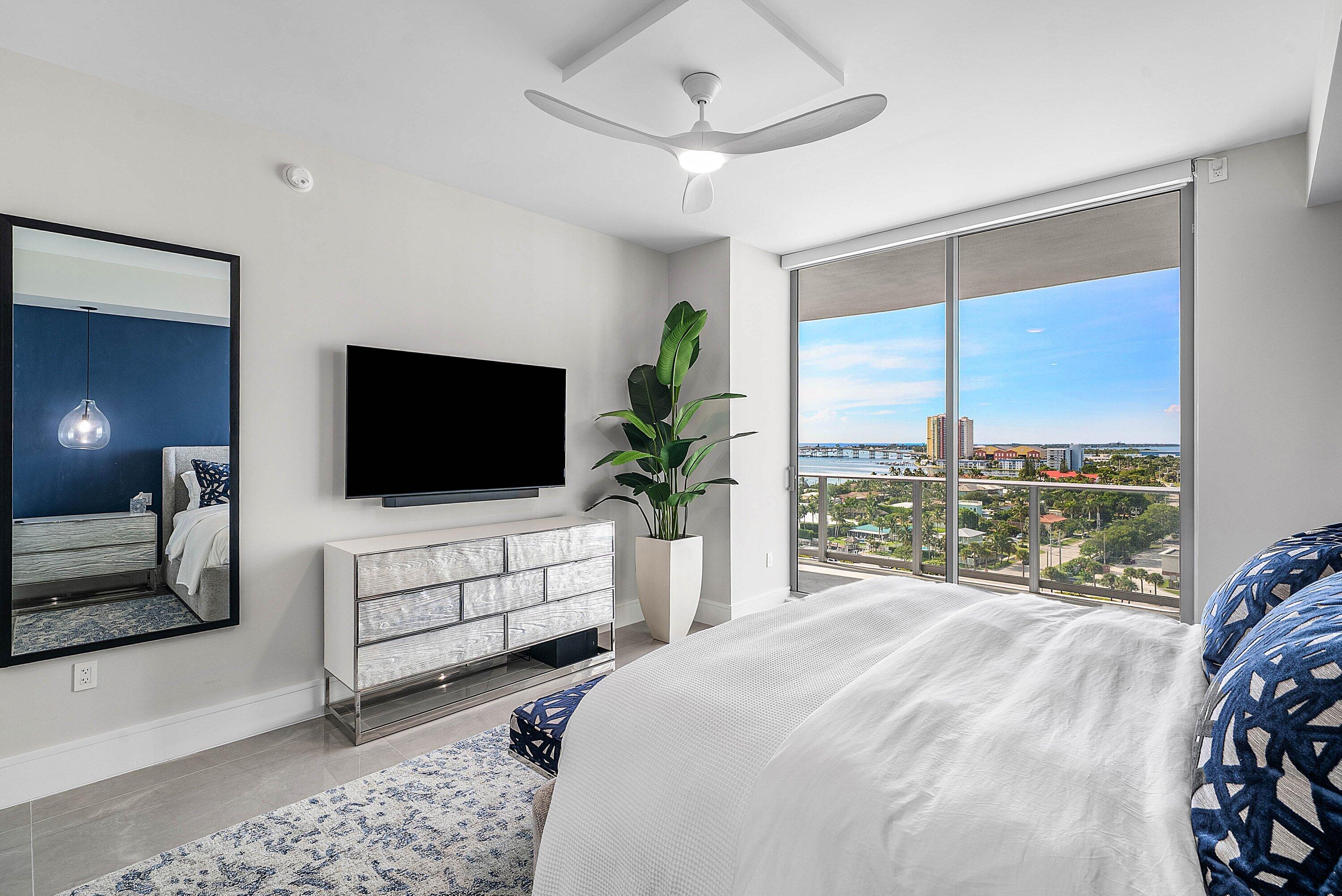 220 LAKE SHORE DR #1107, Lake Park FL 33403
