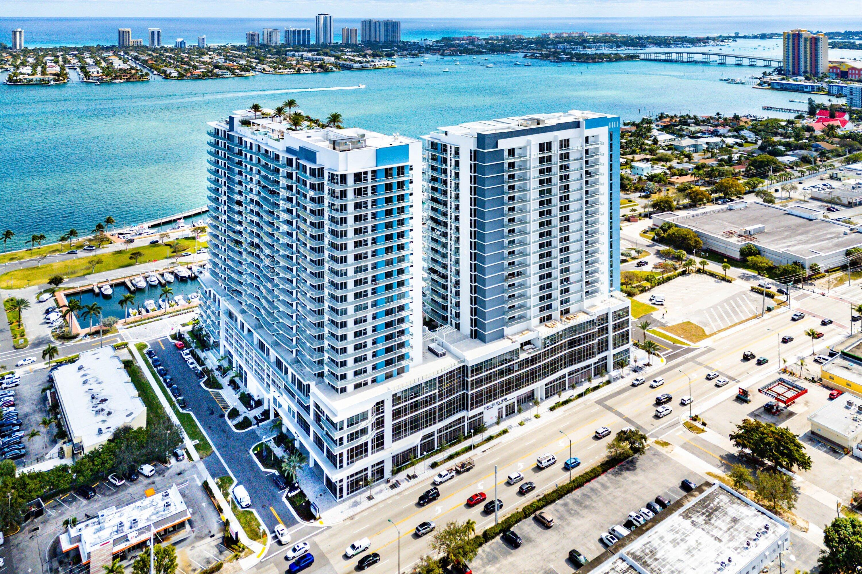 220 LAKE SHORE DR #1107, Lake Park FL 33403