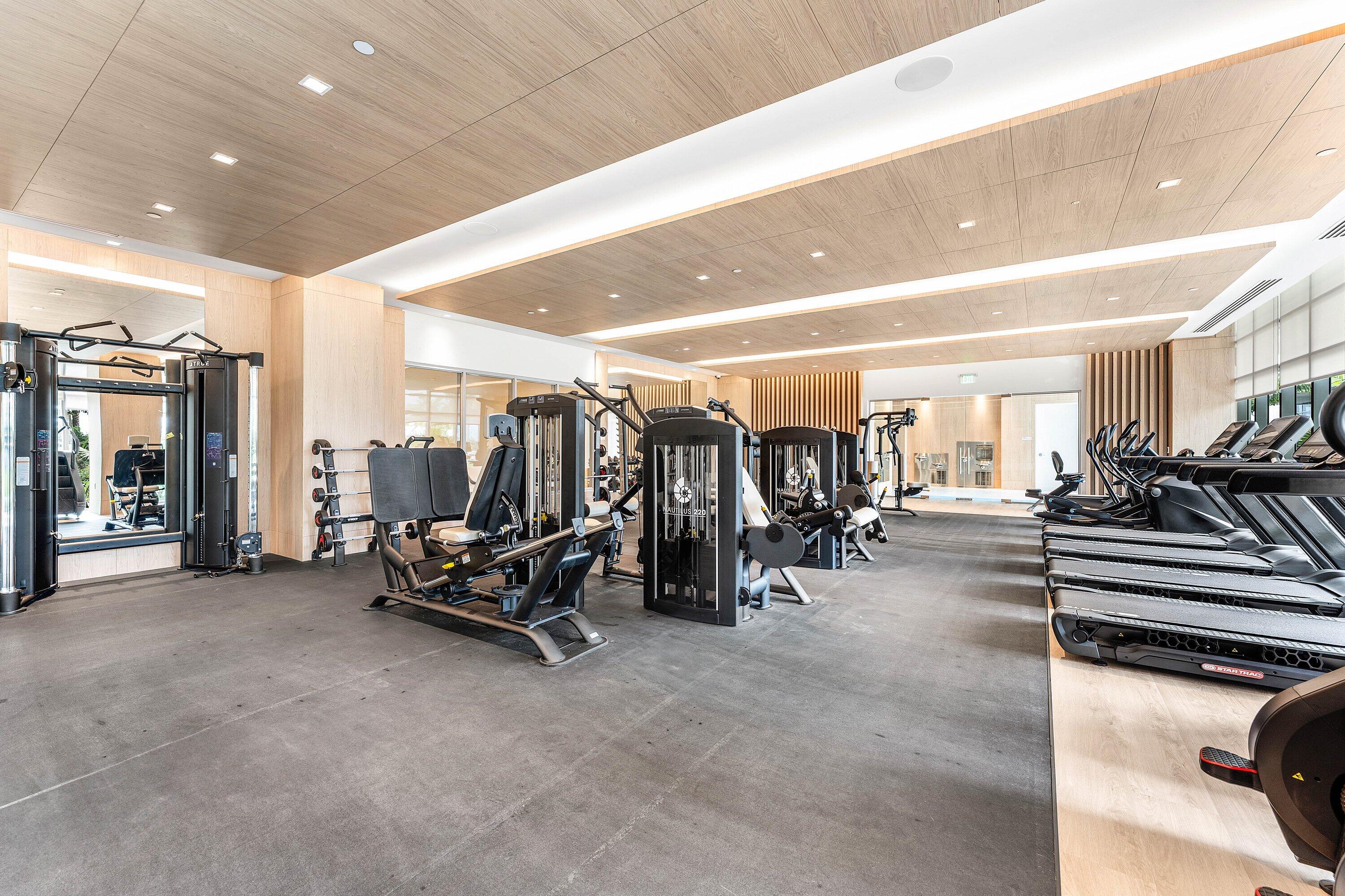 220 LAKE SHORE DR #1107, Lake Park FL 33403