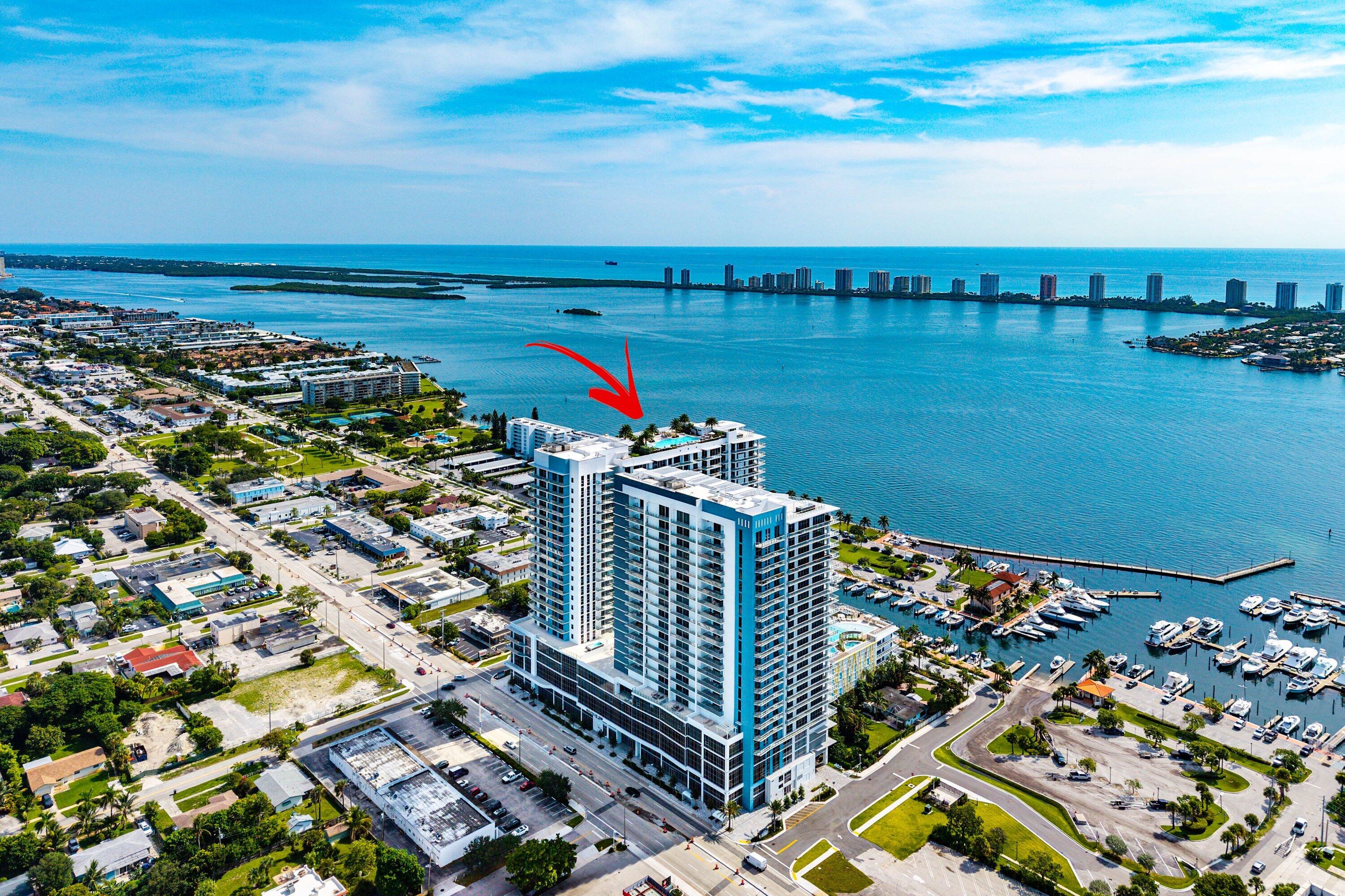 220 LAKE SHORE DR #1107, Lake Park FL 33403