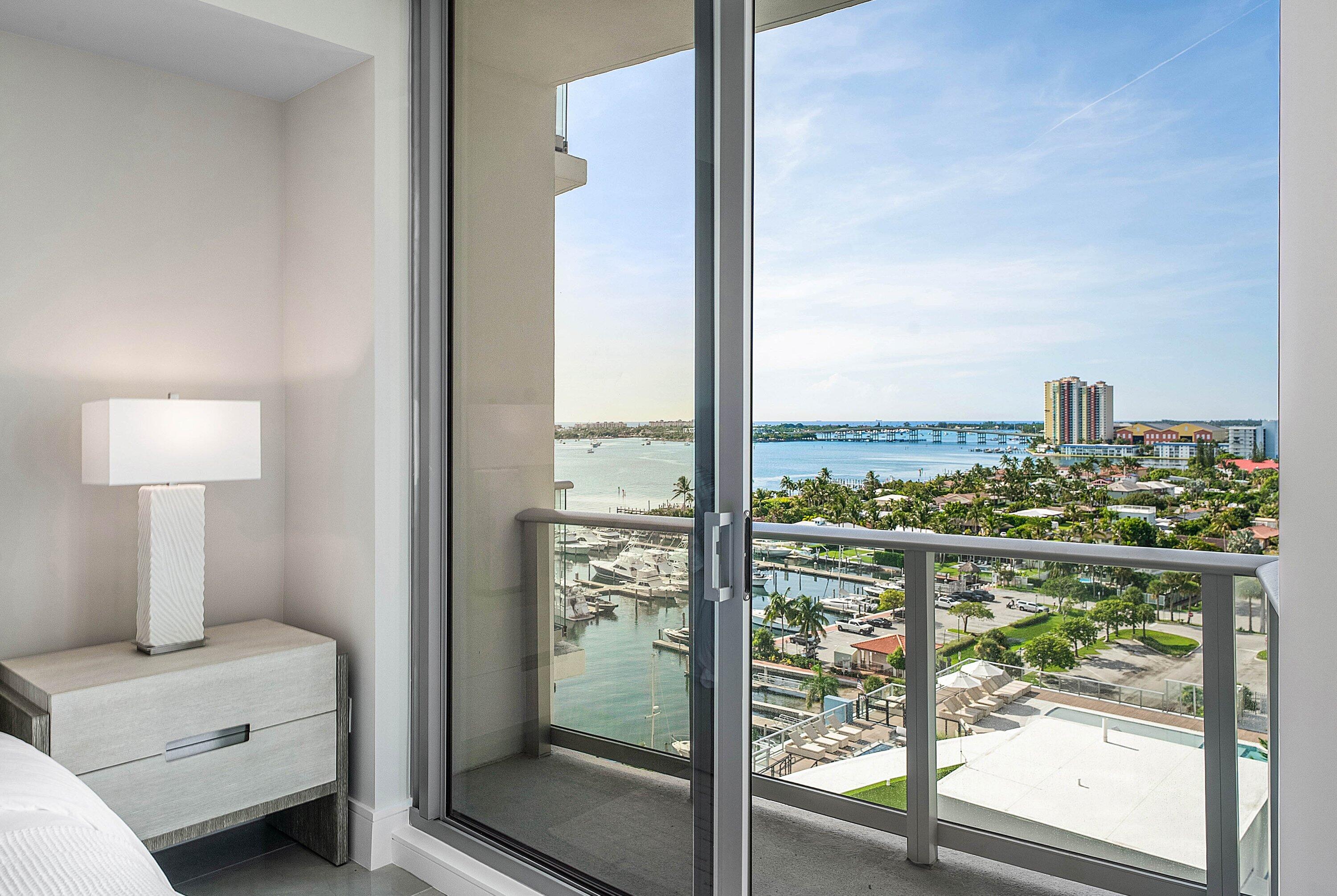 220 LAKE SHORE DR #1107, Lake Park FL 33403