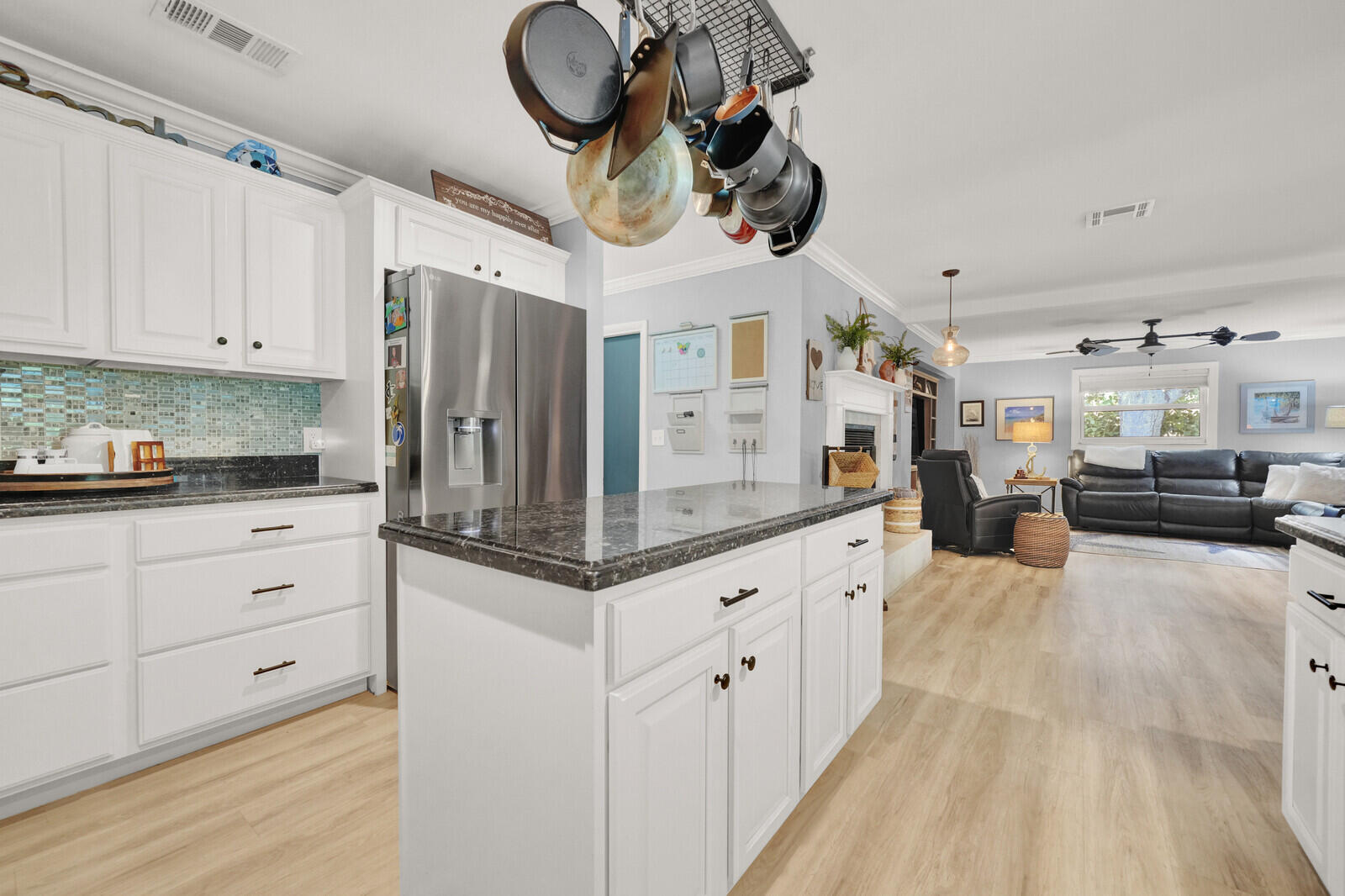 10015 DAISY, Palm Beach Gardens FL 33410