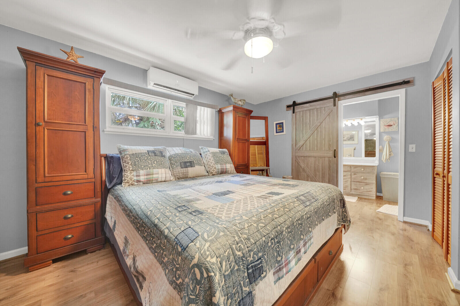 10015 DAISY, Palm Beach Gardens FL 33410