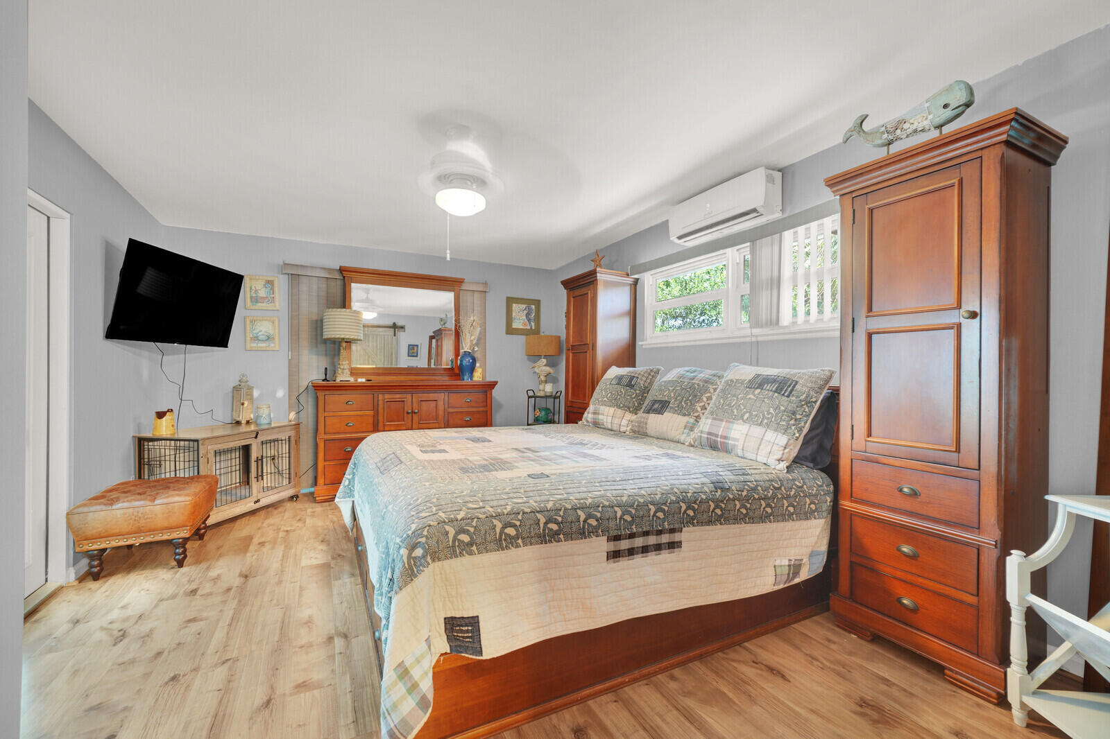10015 DAISY, Palm Beach Gardens FL 33410