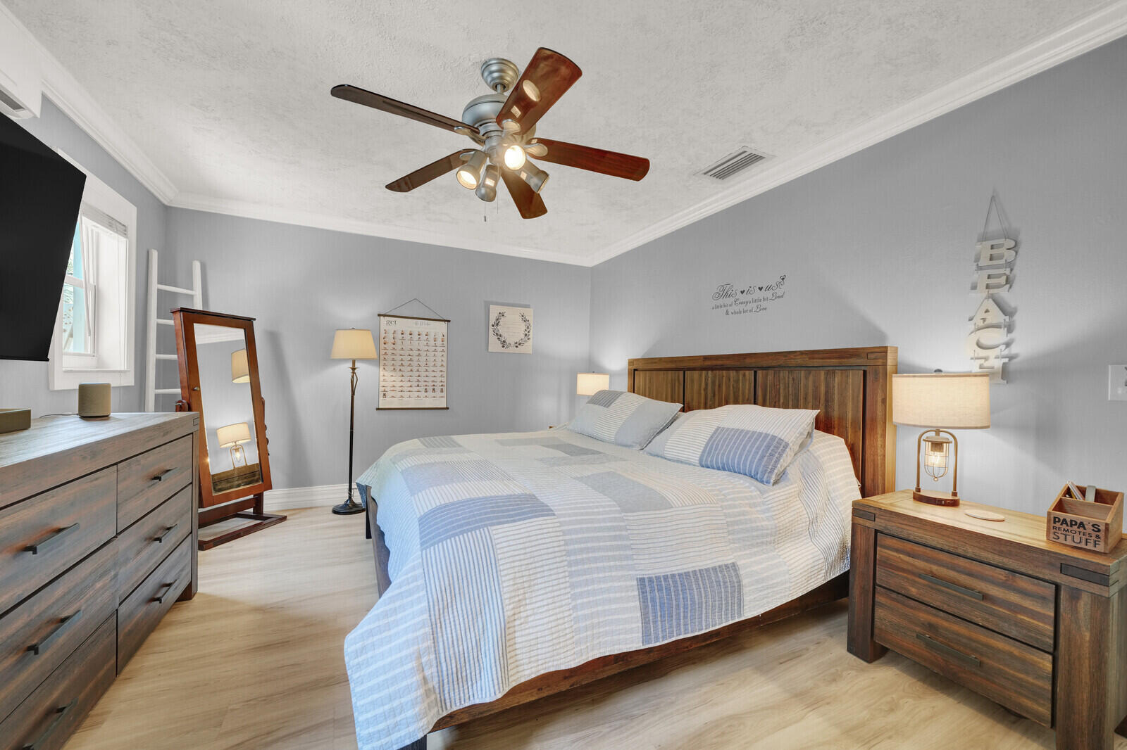 10015 DAISY, Palm Beach Gardens FL 33410