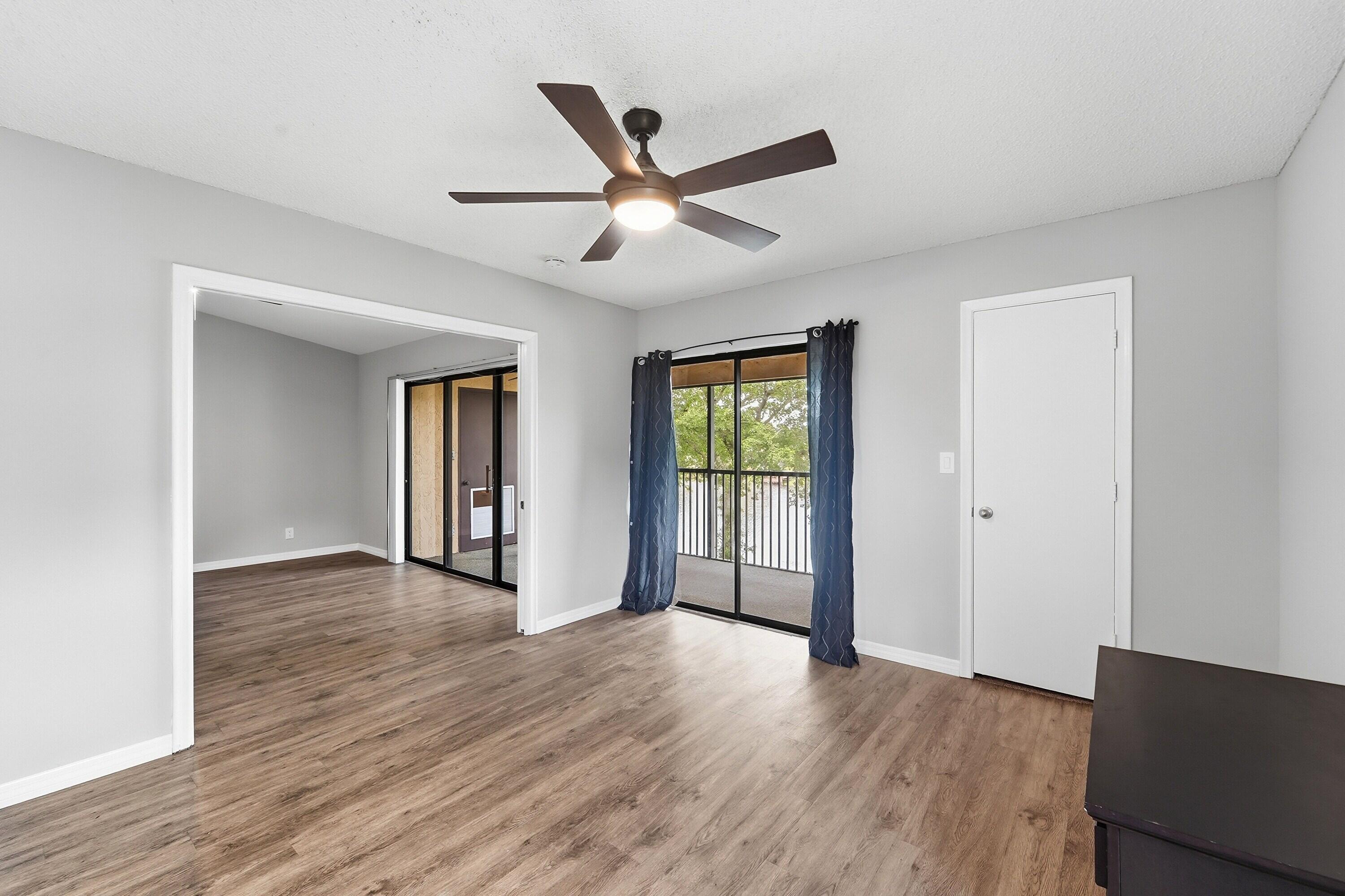 1033 BANKS #203, Margate FL 33063