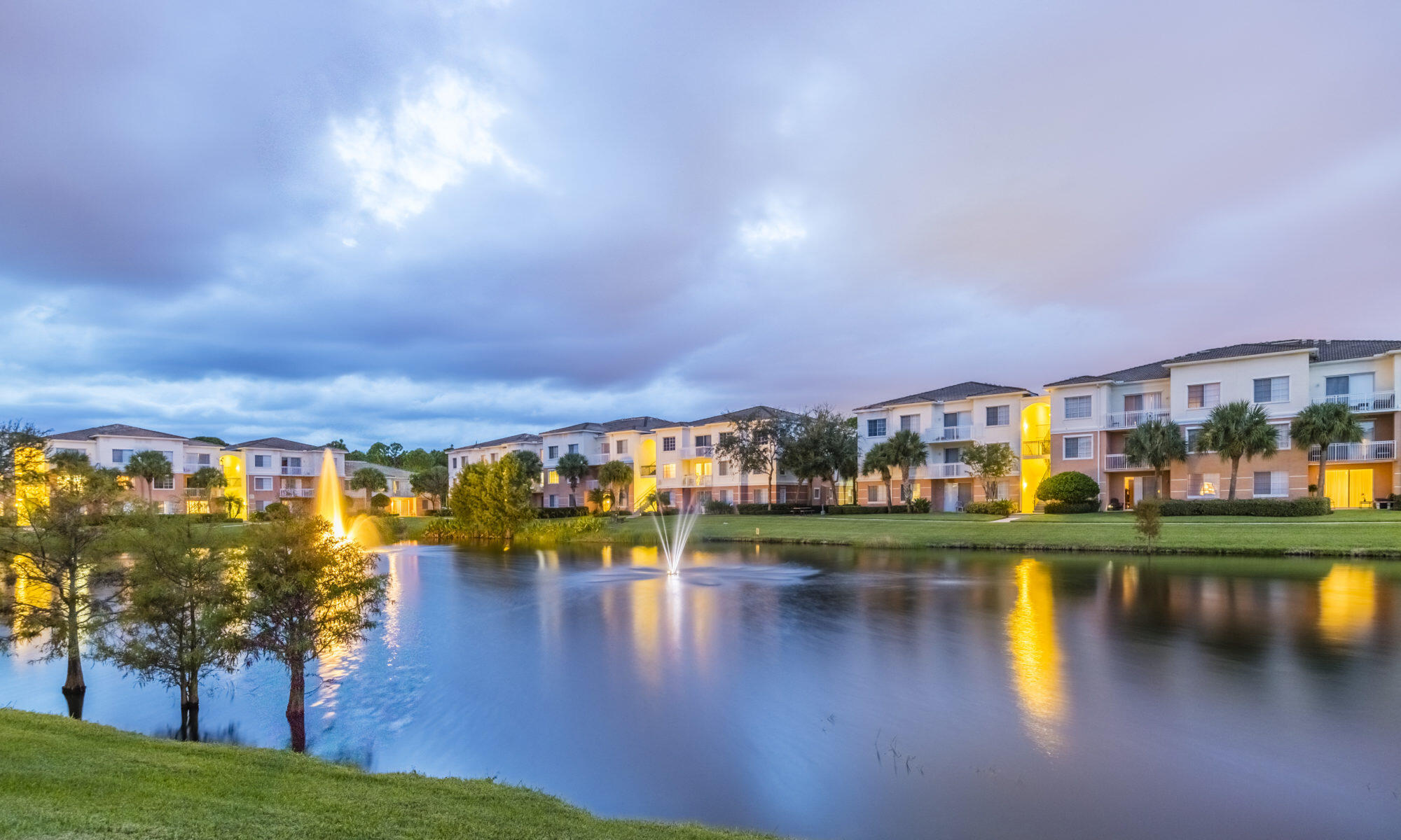 1305 Myrtlewood, Palm Beach Gardens FL 33418