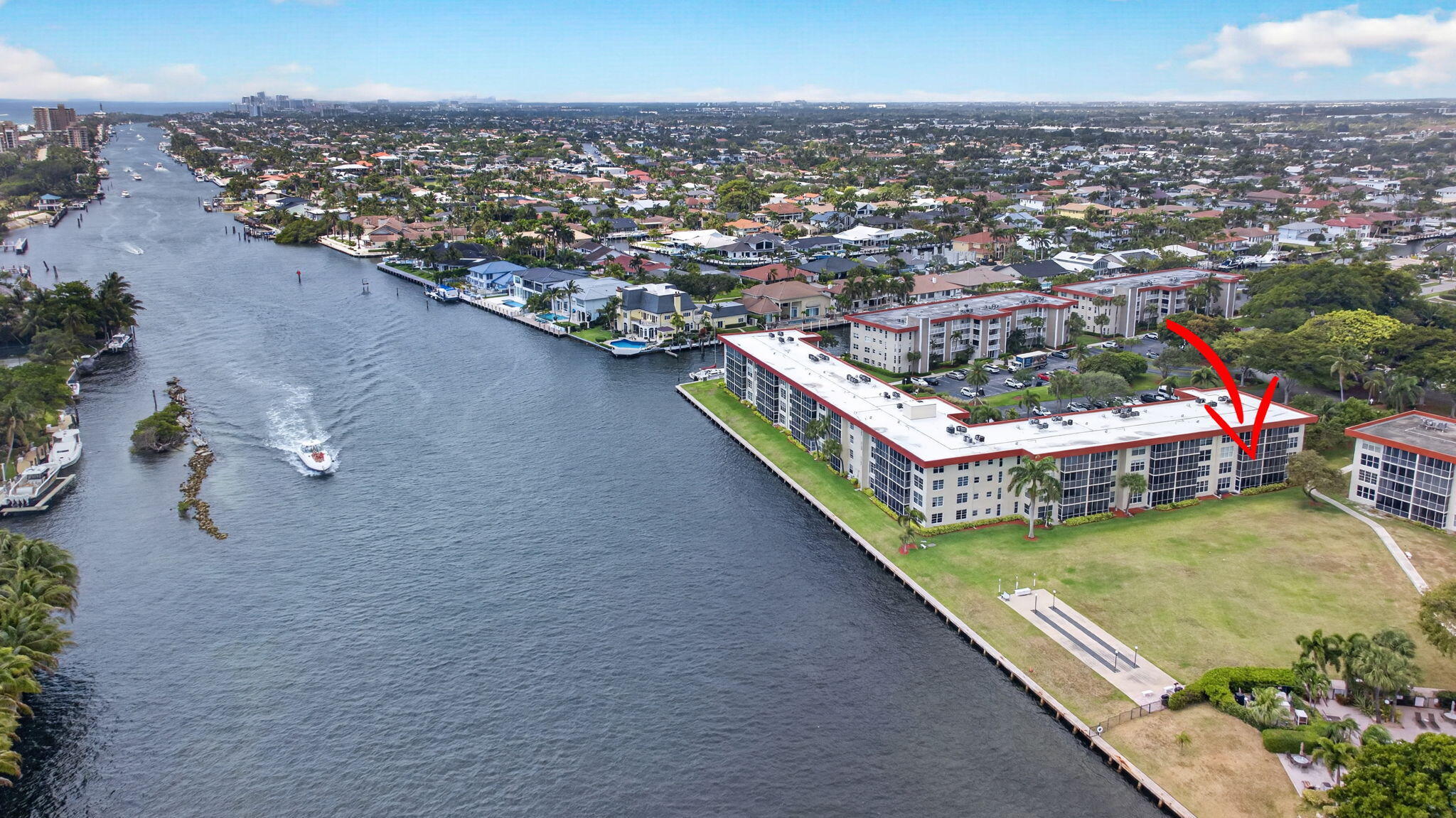 3100 NE 48TH #214, Lighthouse Point FL 33064