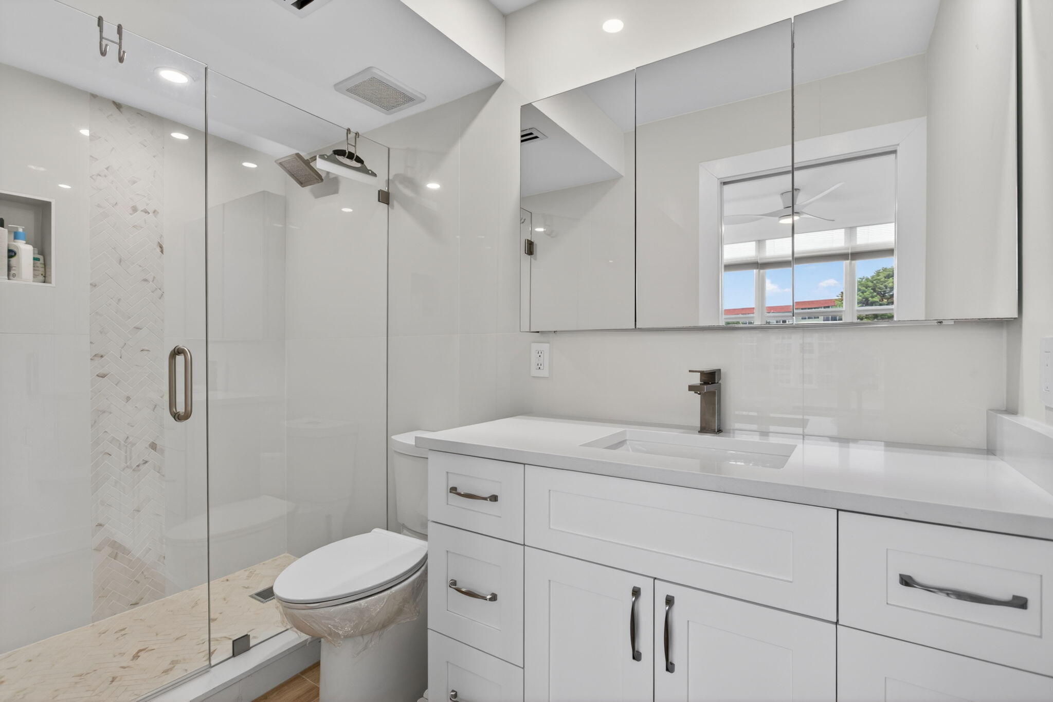 3100 NE 48TH #214, Lighthouse Point FL 33064