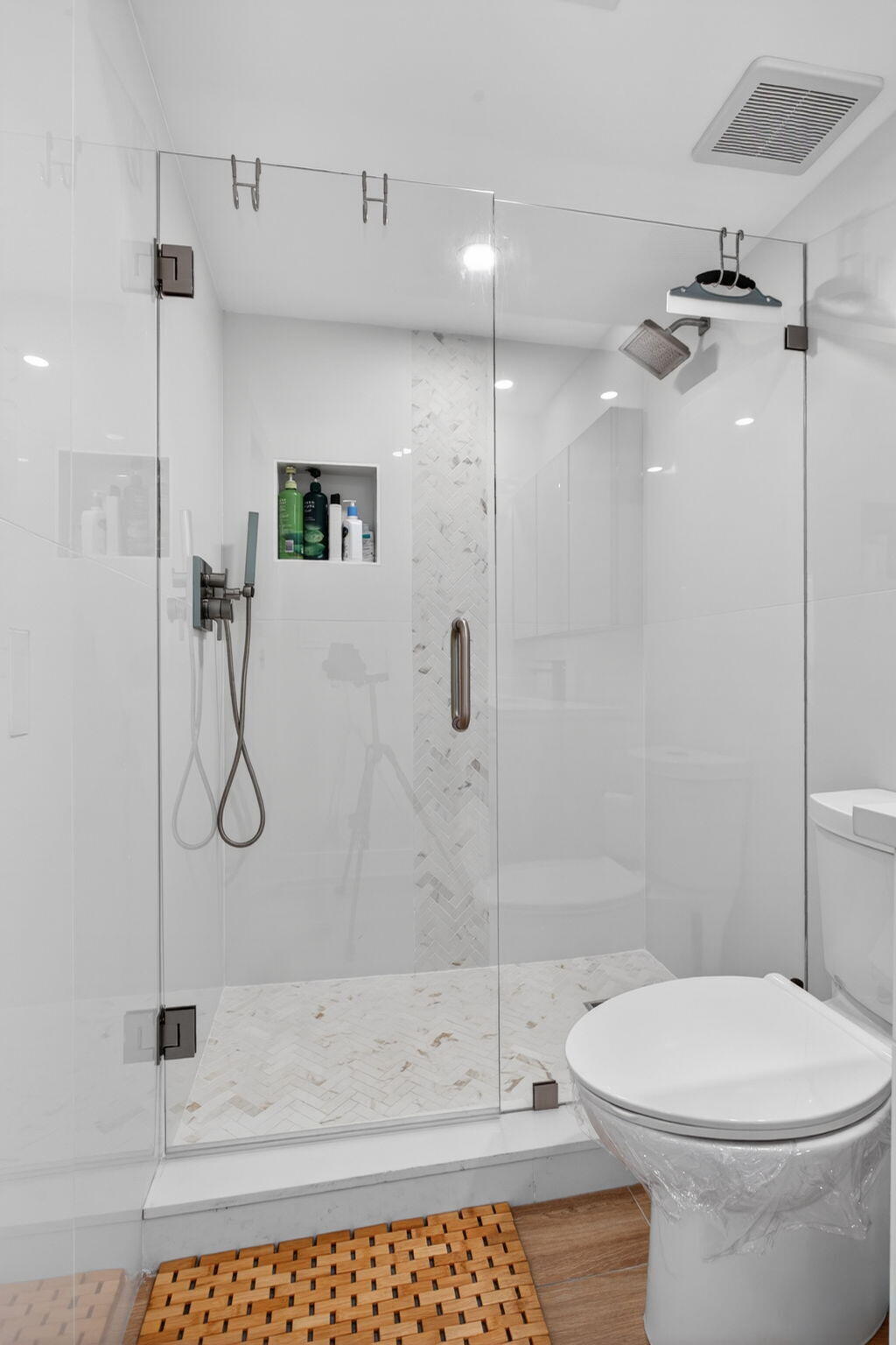 3100 NE 48TH #214, Lighthouse Point FL 33064