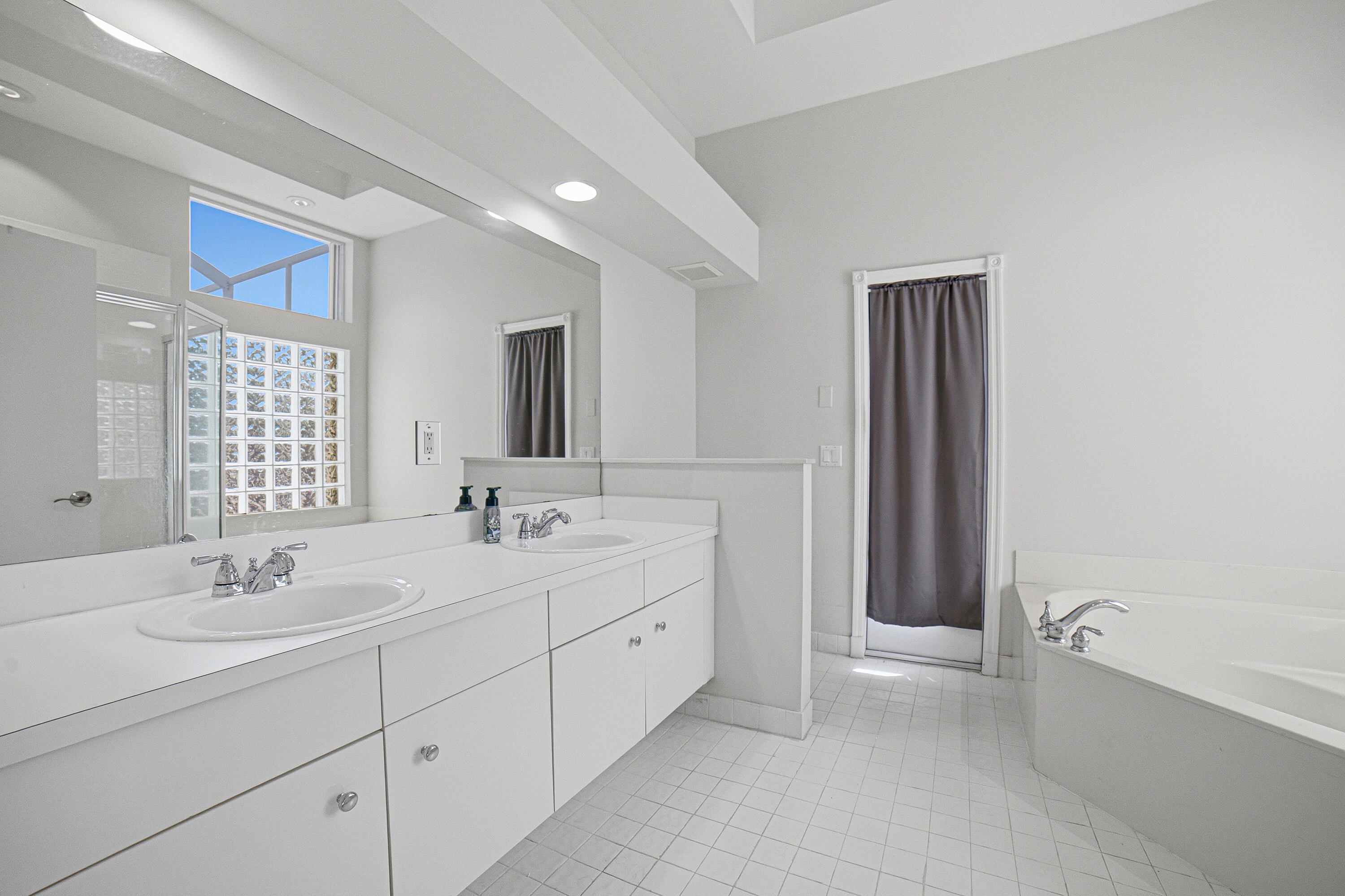 10599 SAINT THOMAS, Boca Raton FL 33498