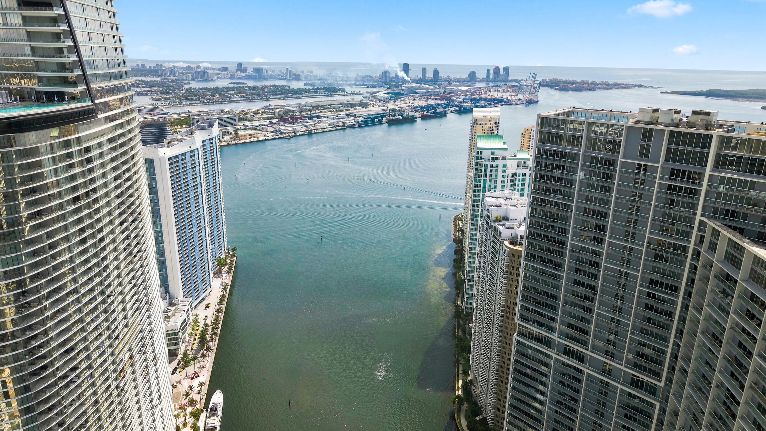 465 BRICKELL #5102, Miami FL 33131