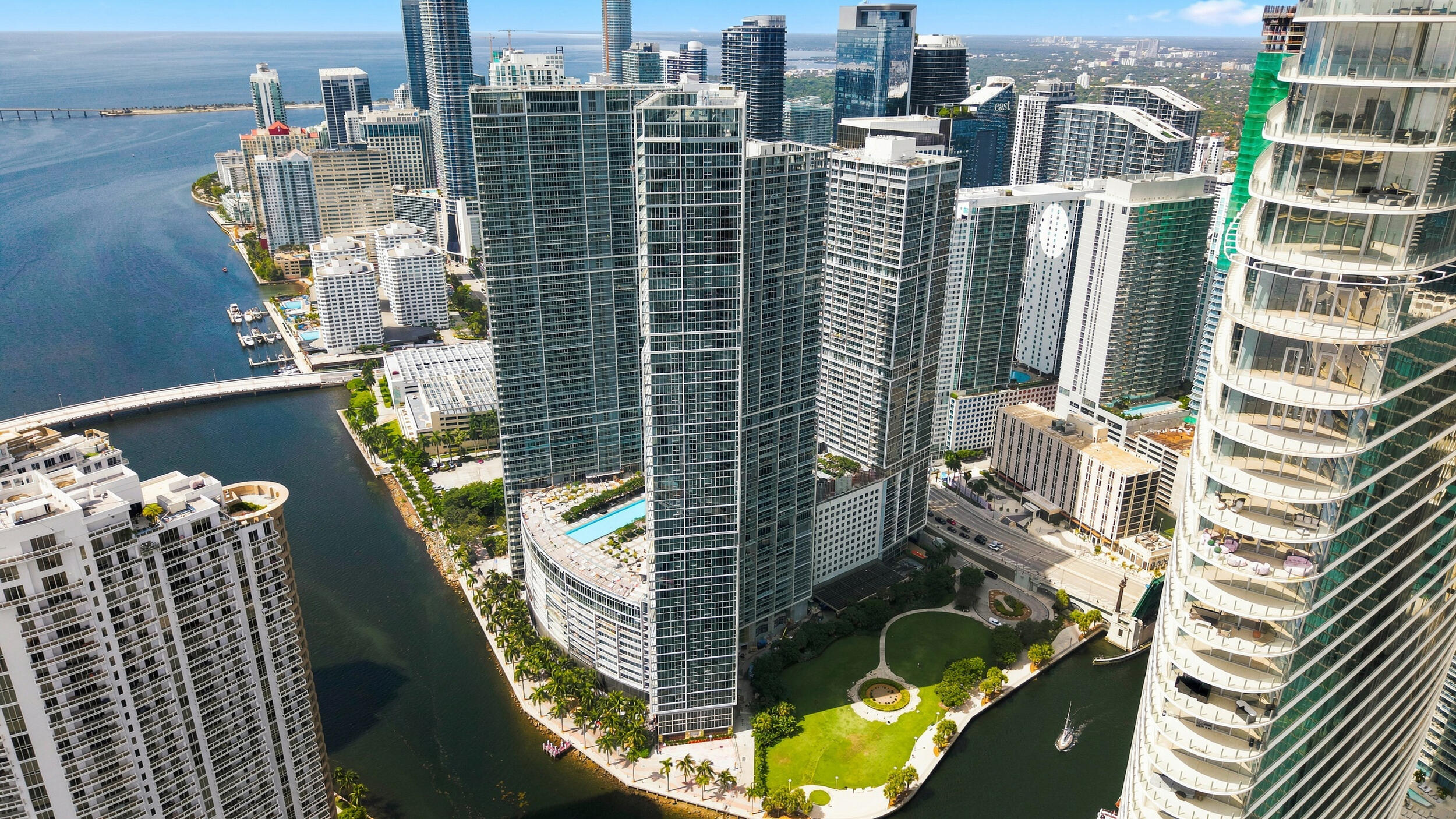 465 BRICKELL #5102, Miami FL 33131