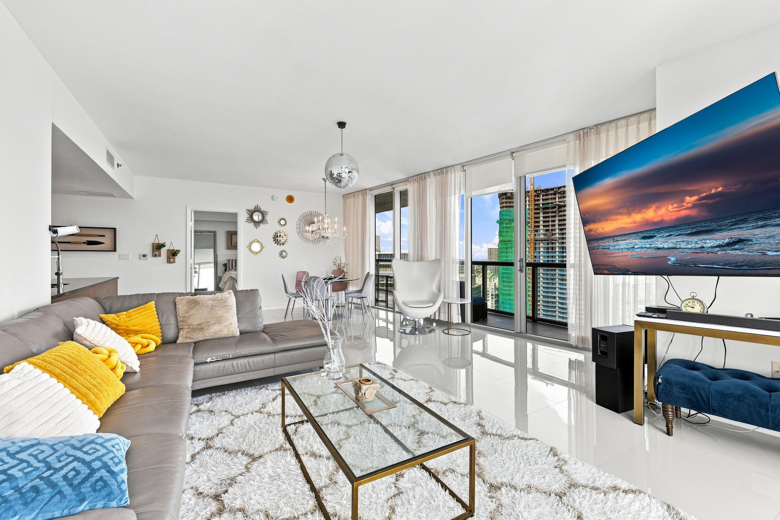465 BRICKELL #5102, Miami FL 33131