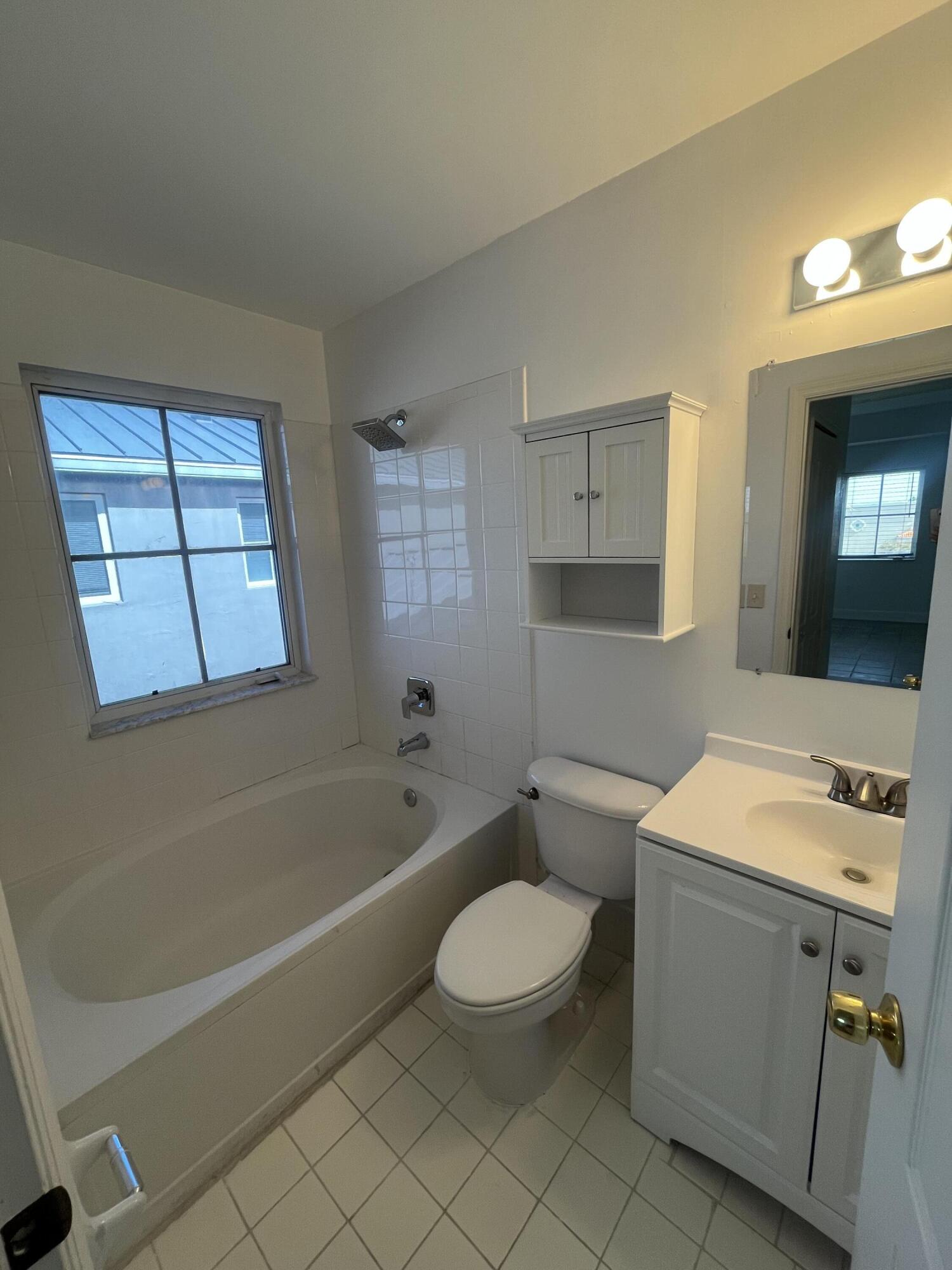 2137 SHOMA #156, Royal Palm Beach FL 33414