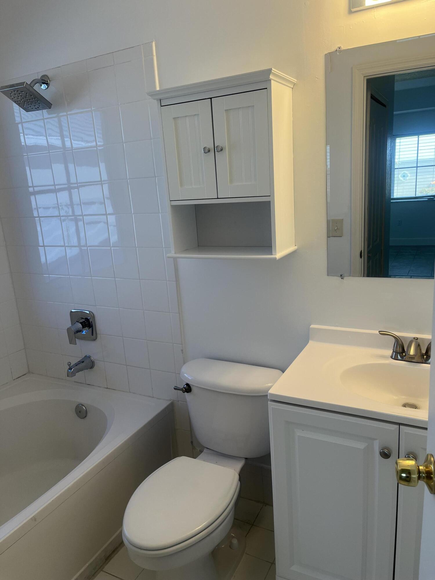 2137 SHOMA #156, Royal Palm Beach FL 33414