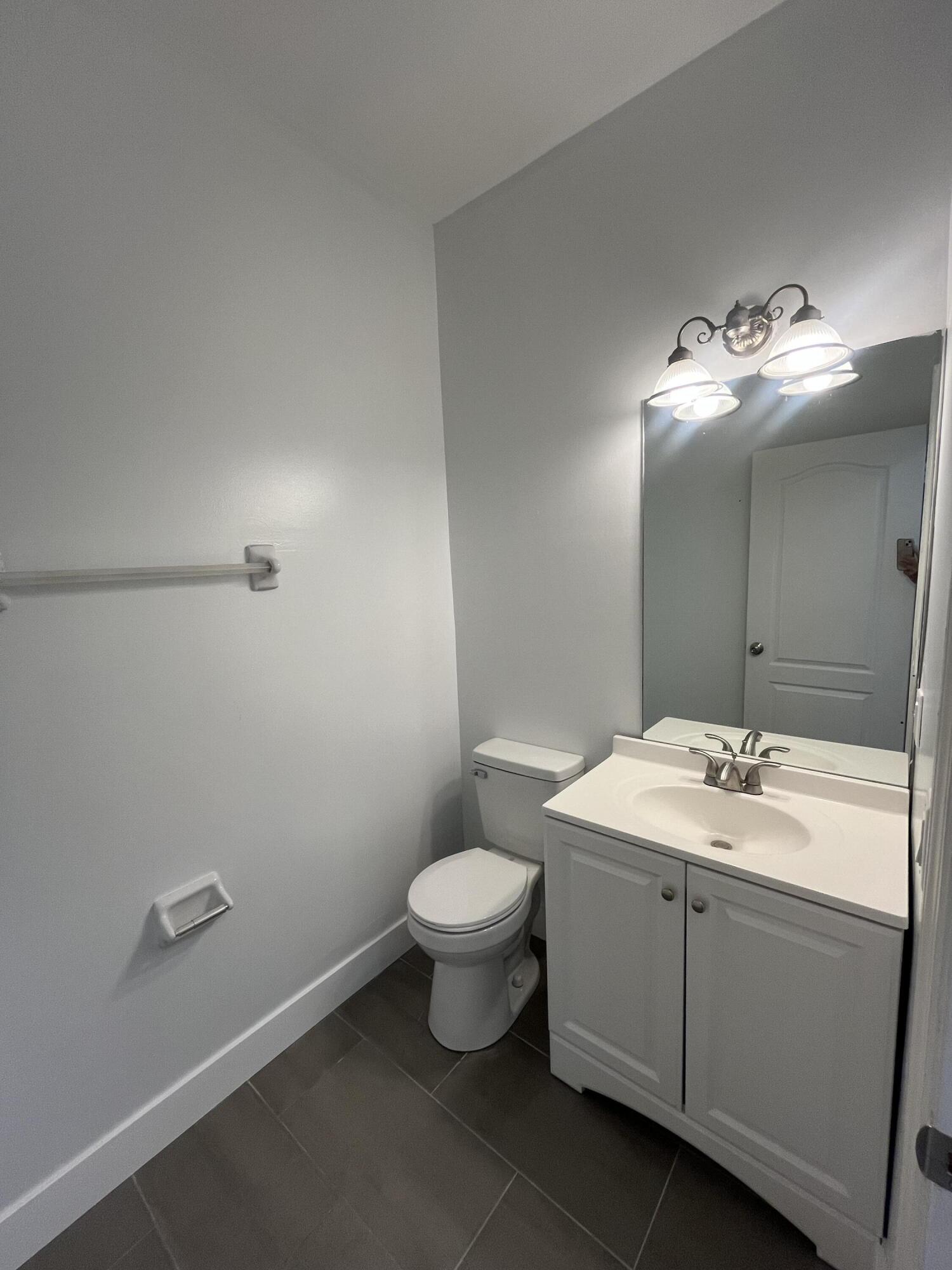 2137 SHOMA #156, Royal Palm Beach FL 33414