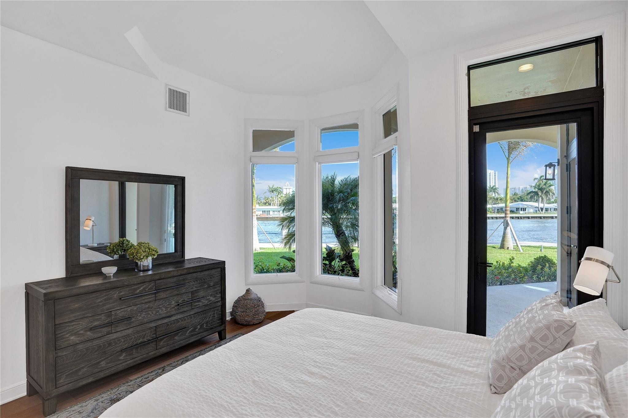 2584 SE 12th, Pompano Beach FL 33062