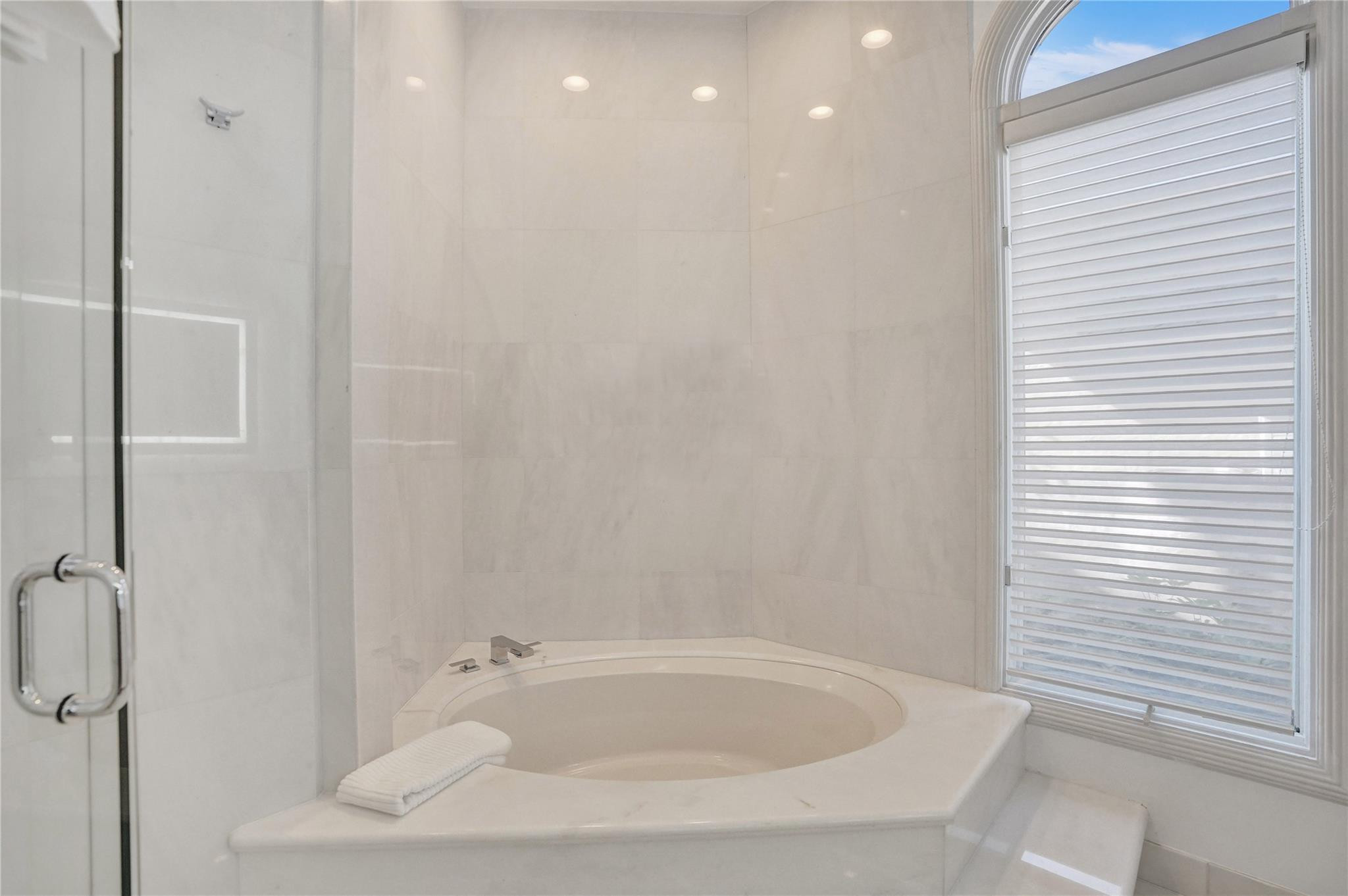 2584 SE 12th, Pompano Beach FL 33062