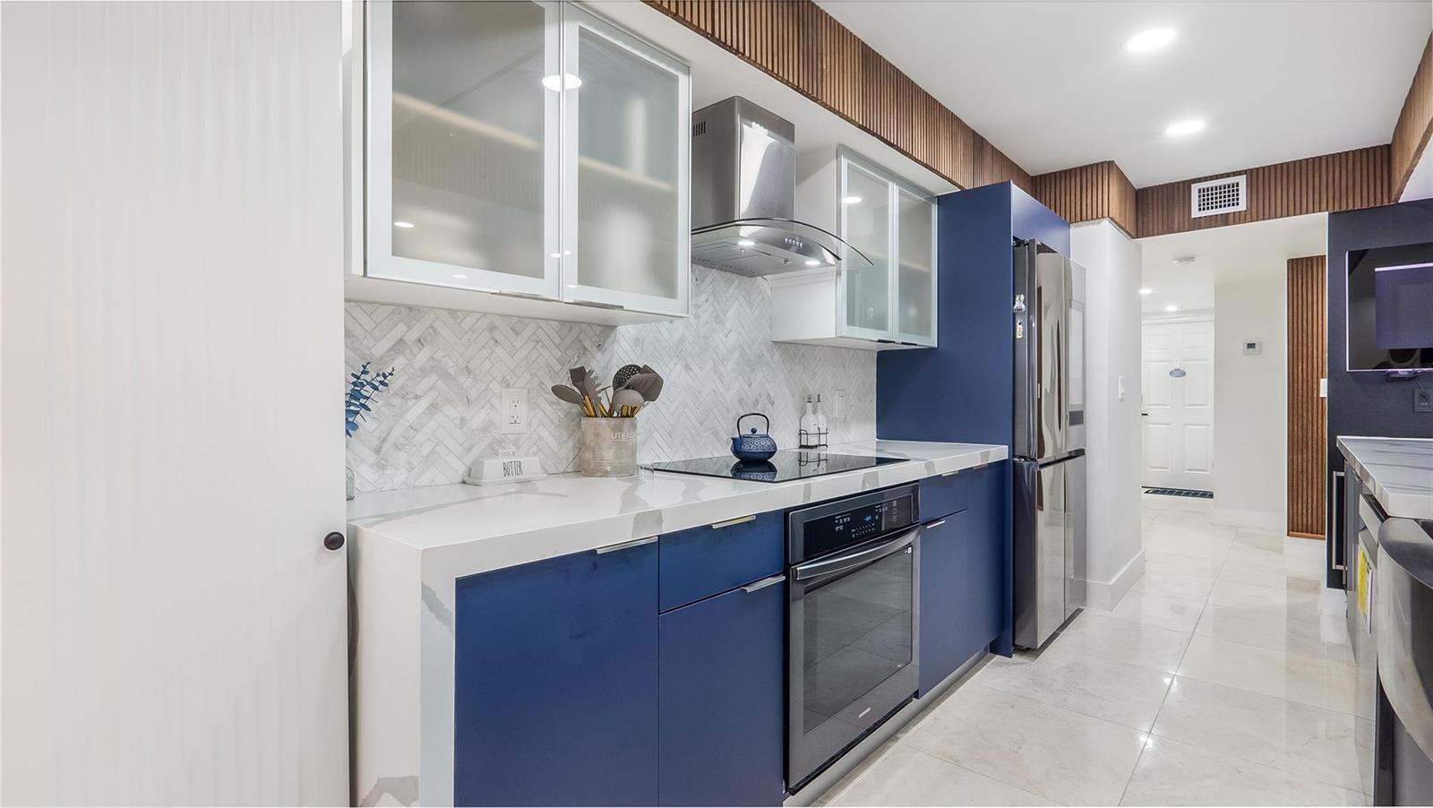 1410 Sheridan #7I, Hollywood FL 33020