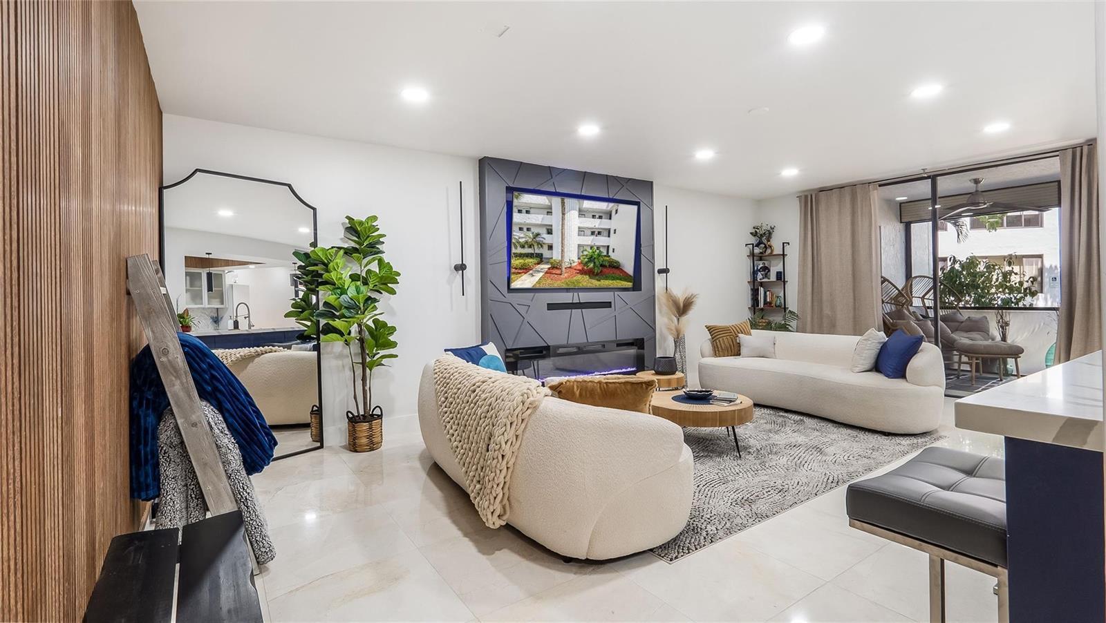 1410 Sheridan #7I, Hollywood FL 33020