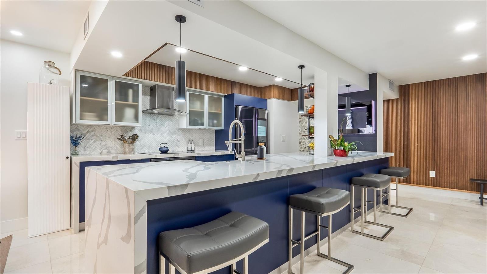 1410 Sheridan #7I, Hollywood FL 33020