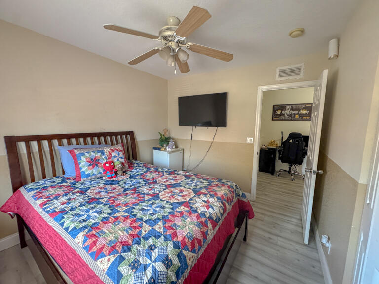 6111 Sugar Loaf, West Palm Beach FL 33411