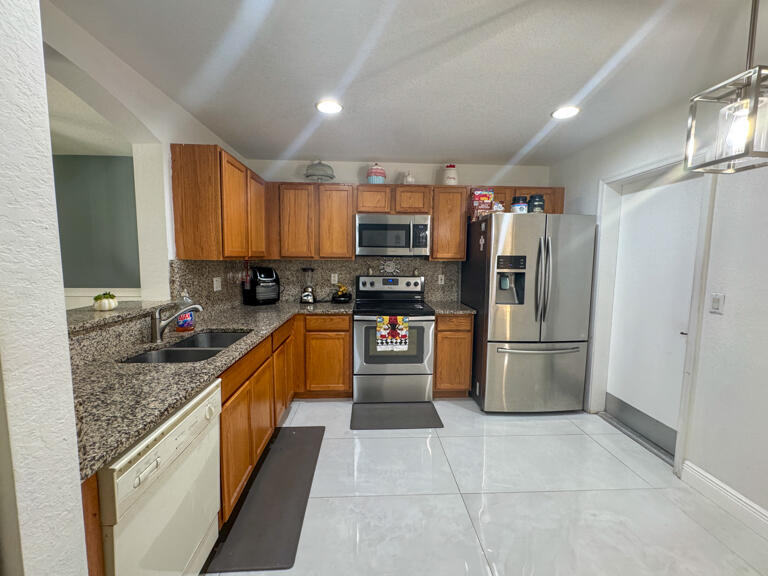 6111 Sugar Loaf, West Palm Beach FL 33411