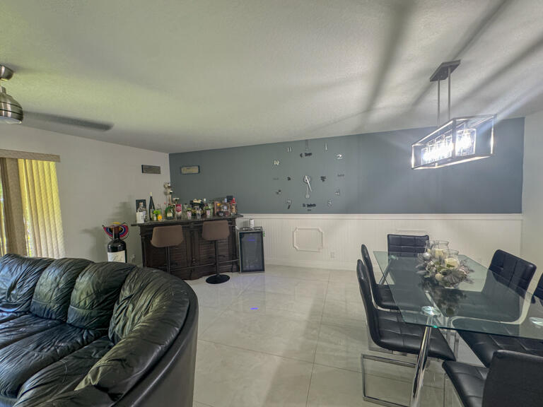 6111 Sugar Loaf, West Palm Beach FL 33411