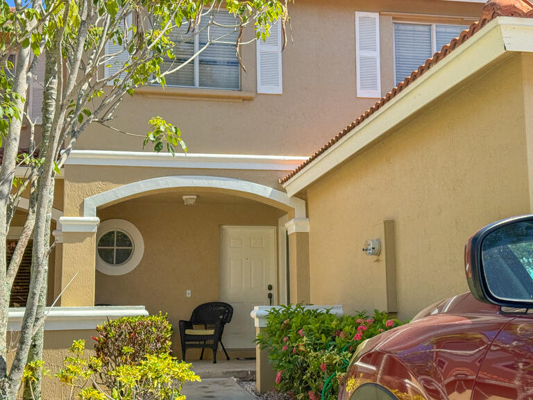 6111 Sugar Loaf, West Palm Beach FL 33411