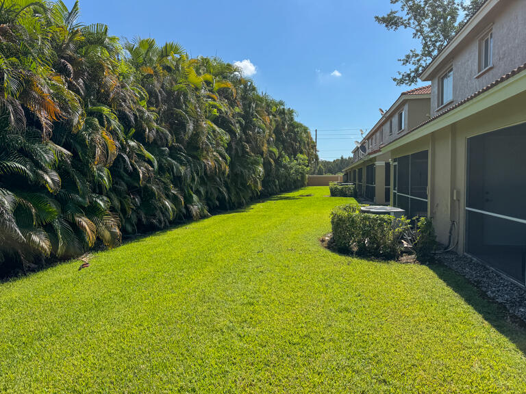 6111 Sugar Loaf, West Palm Beach FL 33411