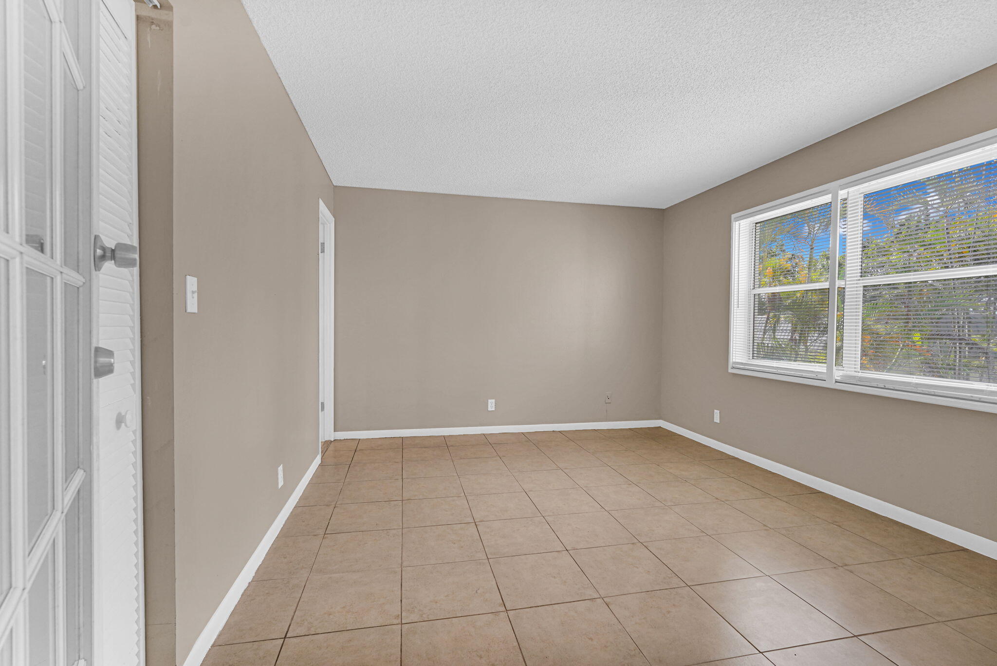 3360 SPANISH MOSS #211, Lauderhill FL 33319