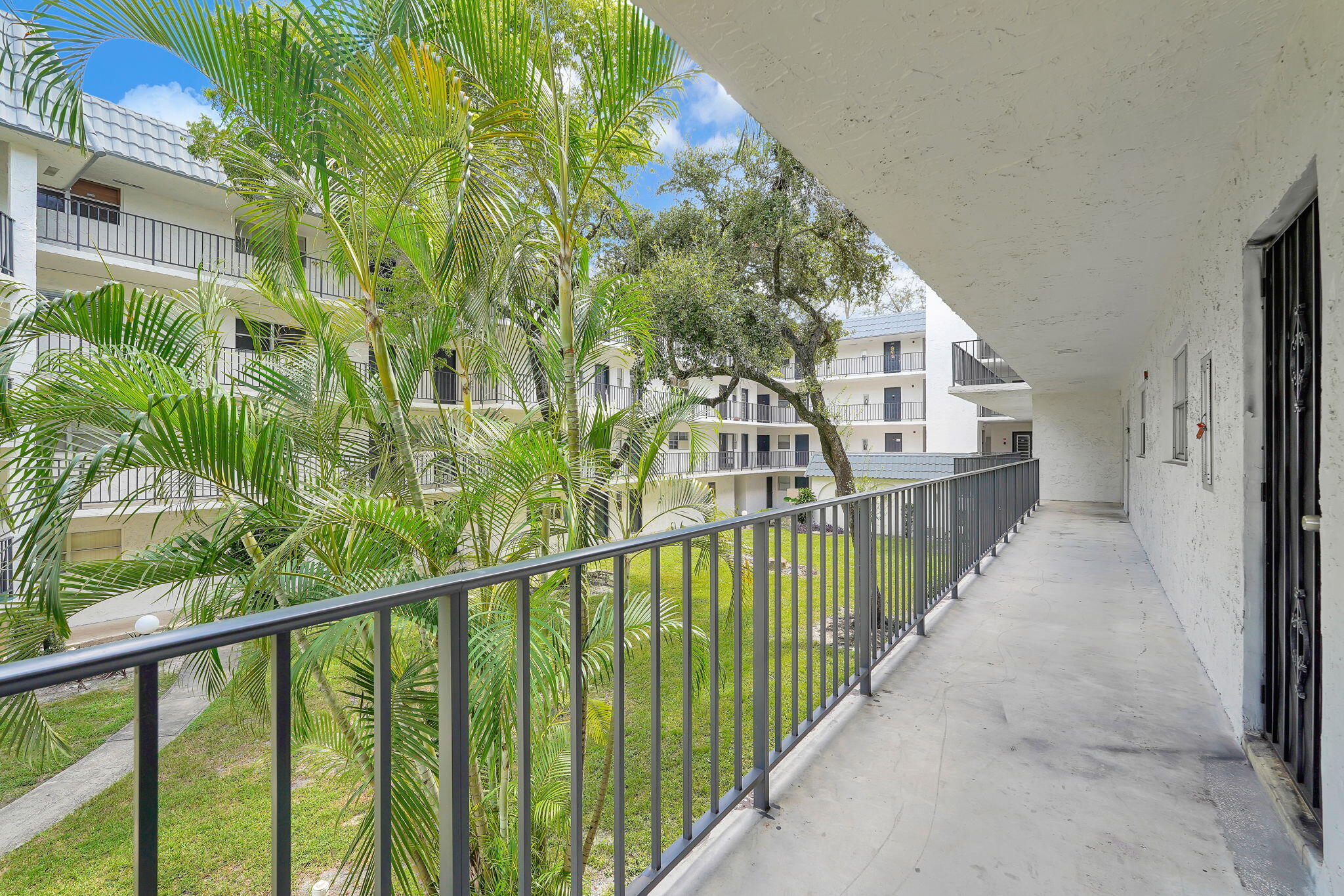 3360 SPANISH MOSS #211, Lauderhill FL 33319