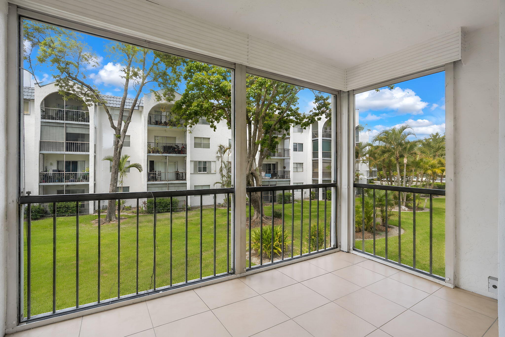3360 SPANISH MOSS #211, Lauderhill FL 33319
