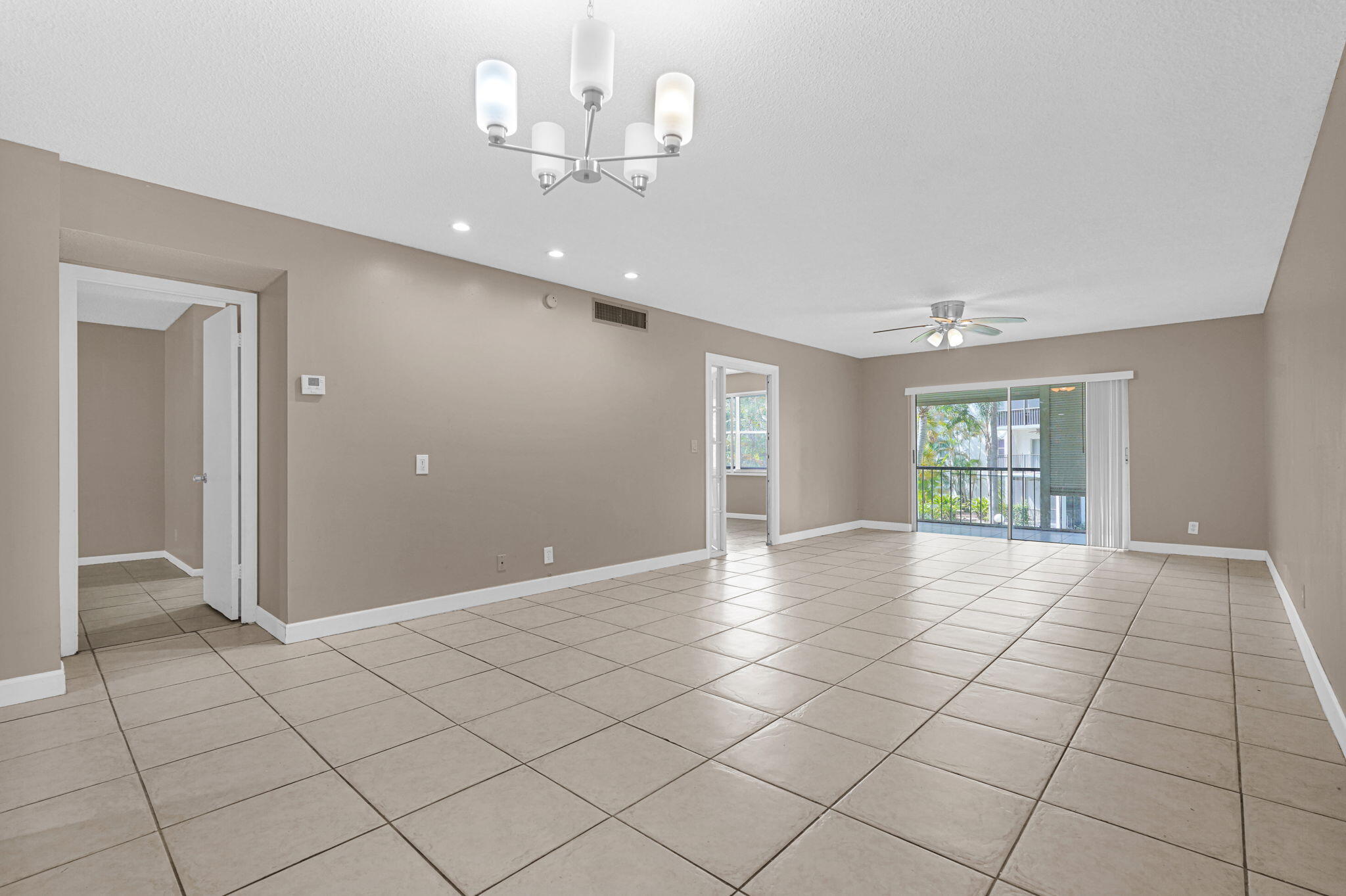 3360 SPANISH MOSS #211, Lauderhill FL 33319
