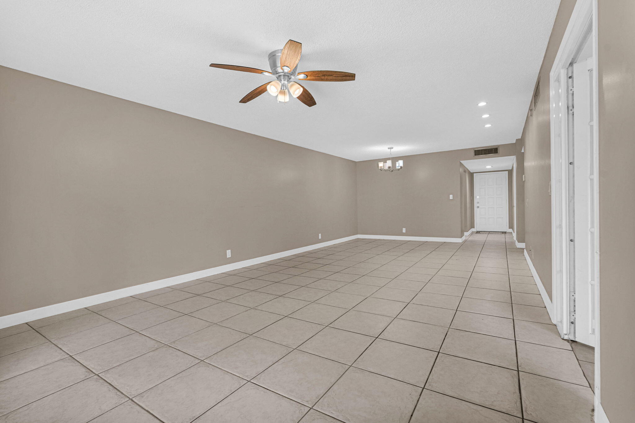 3360 SPANISH MOSS #211, Lauderhill FL 33319