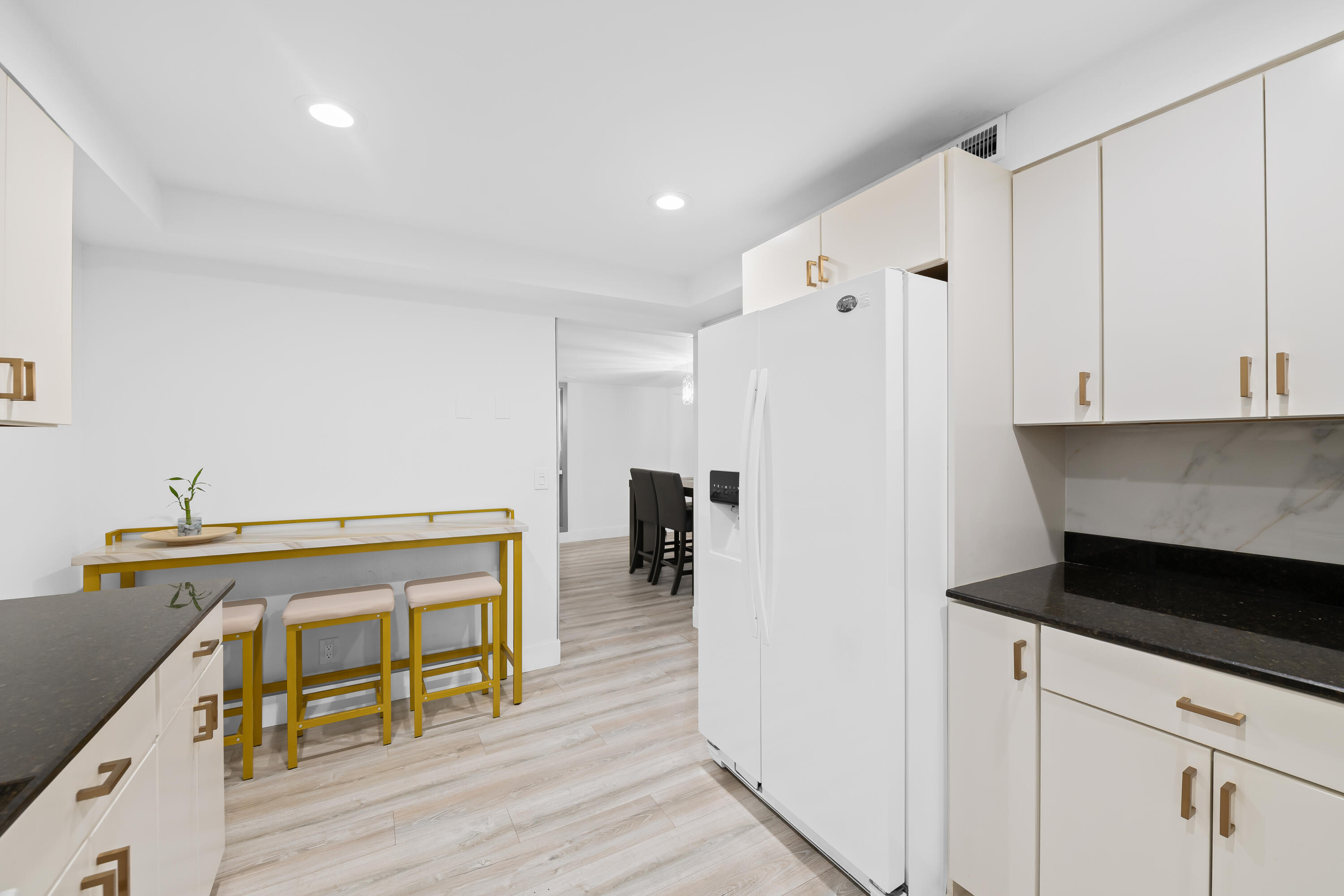 491 RACQUET CLUB #106, Weston FL 33326
