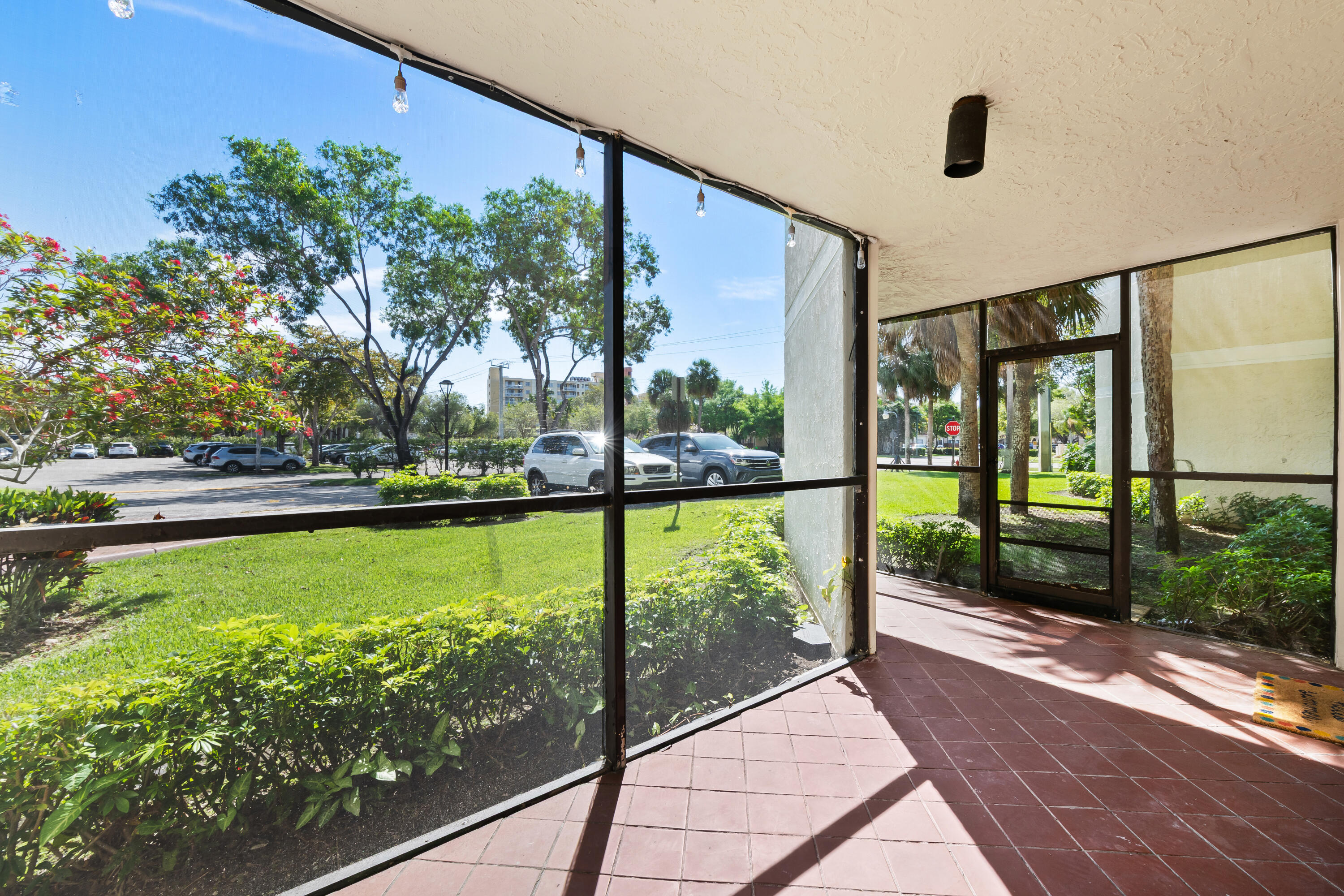 491 RACQUET CLUB #106, Weston FL 33326