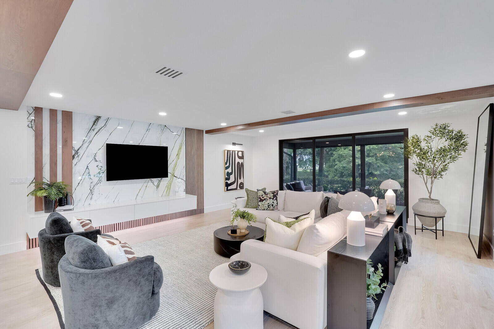2735 POLO ISLAND #K104, Wellington FL 33414