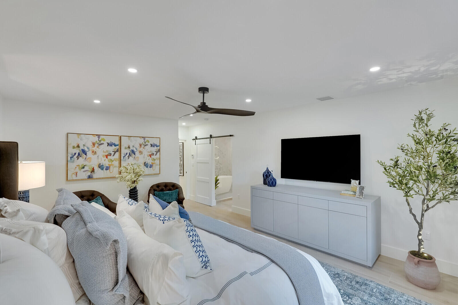 2735 POLO ISLAND #K104, Wellington FL 33414