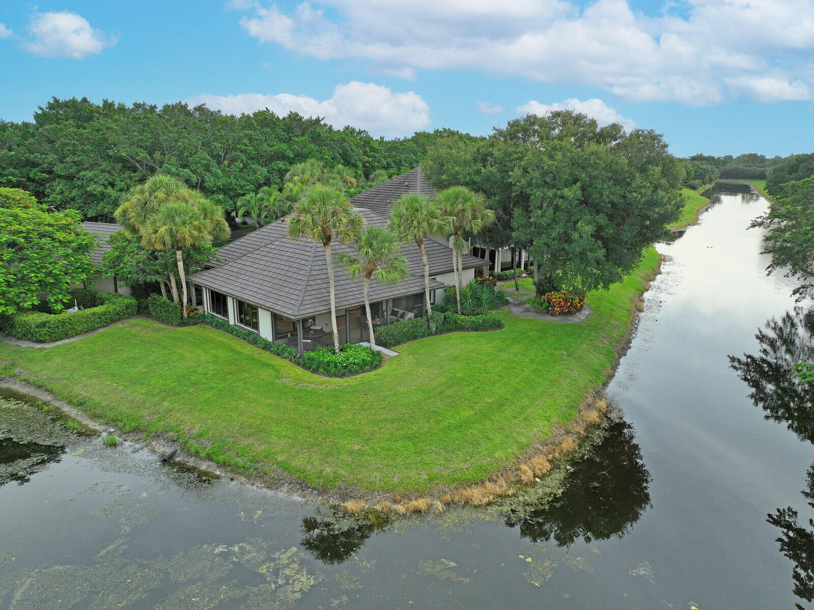 2735 POLO ISLAND #K104, Wellington FL 33414