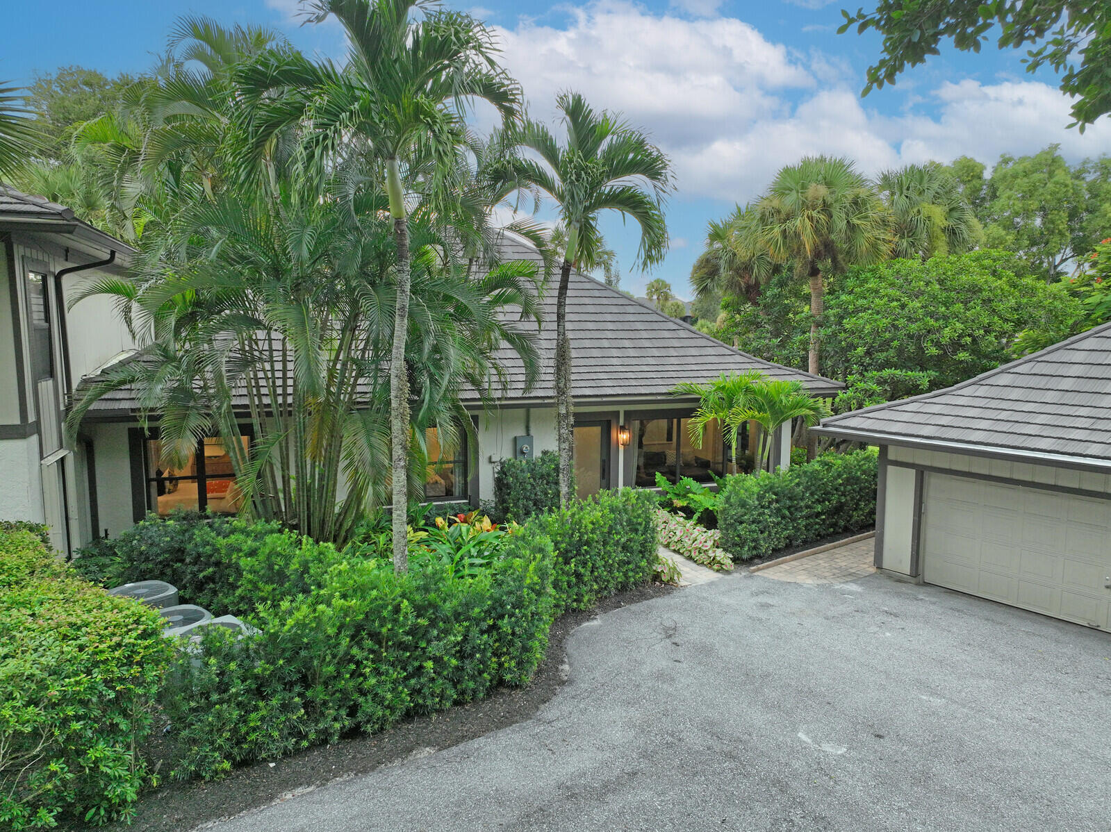2735 POLO ISLAND #K104, Wellington FL 33414