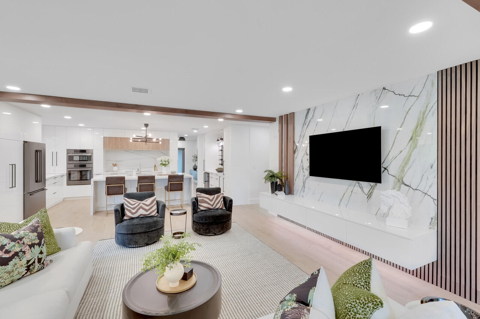 2735 POLO ISLAND #K104, Wellington FL 33414