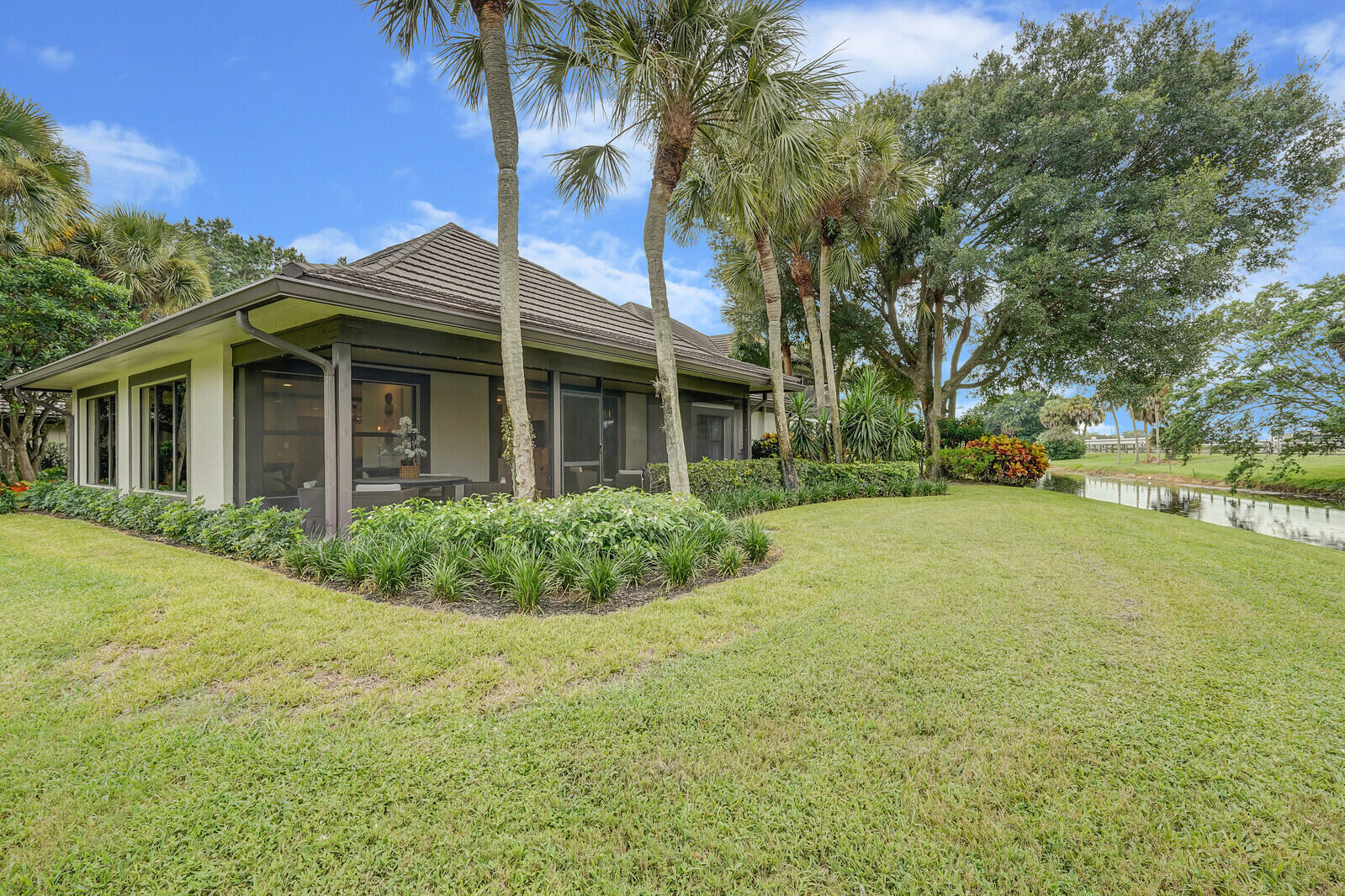 2735 POLO ISLAND #K104, Wellington FL 33414